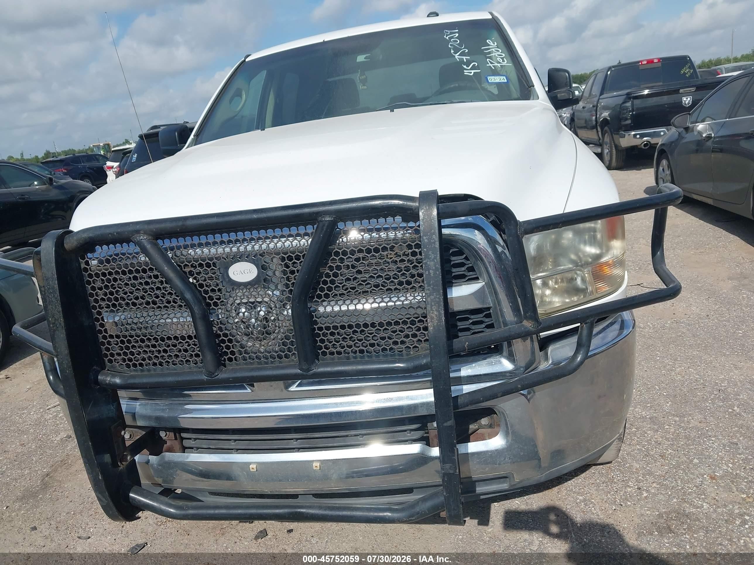 2014 Ram 2500 Tradesman White vin: 3C6TR4HT2EG257065