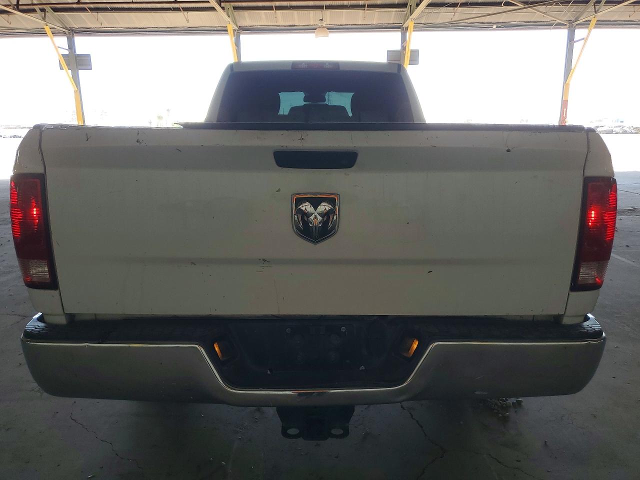 2013 Ram 2500 St White vin: 3C6TR4HT5DG546388