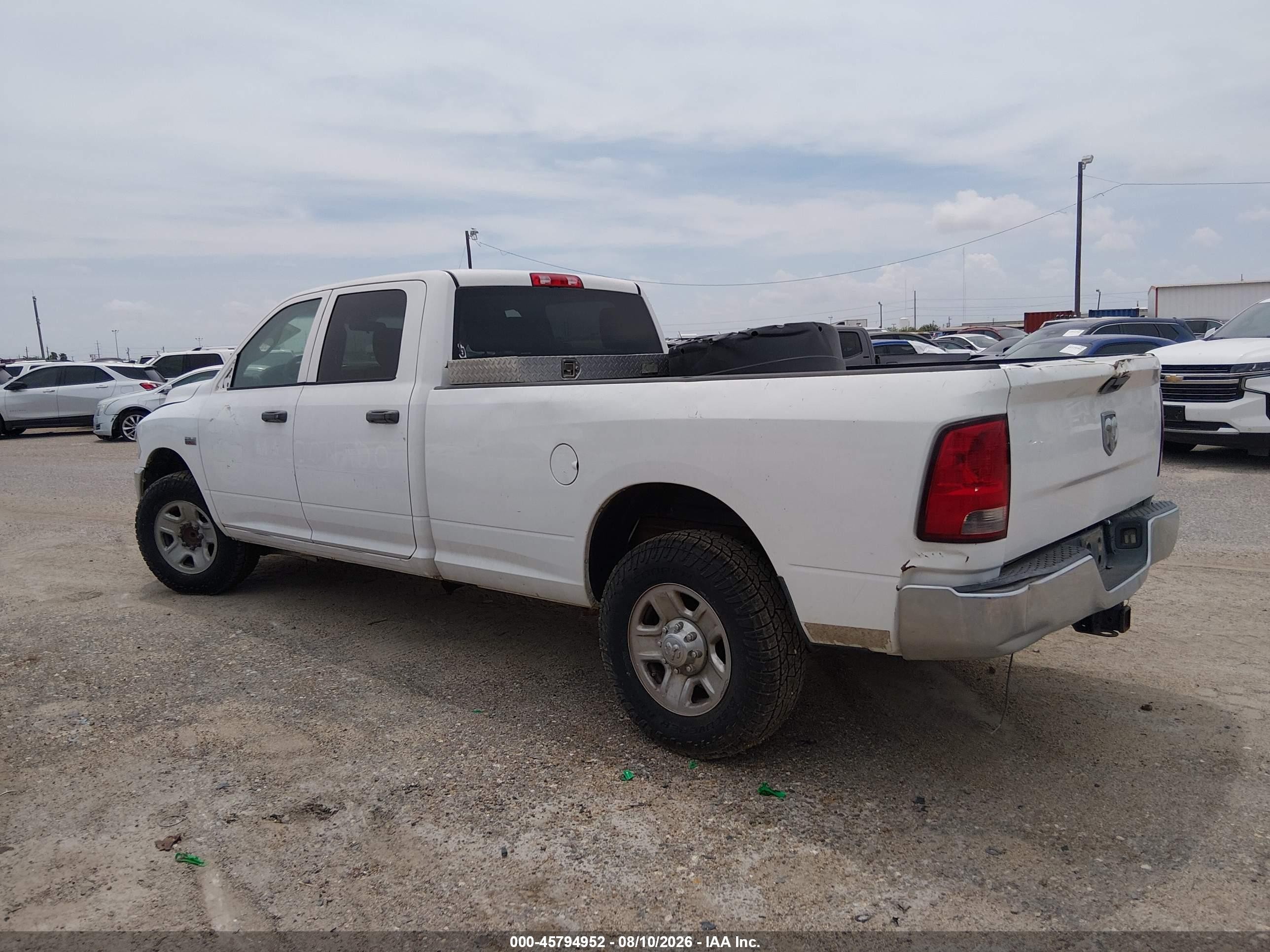 2014 Ram 2500 Tradesman White vin: 3C6TR4HT6EG257084