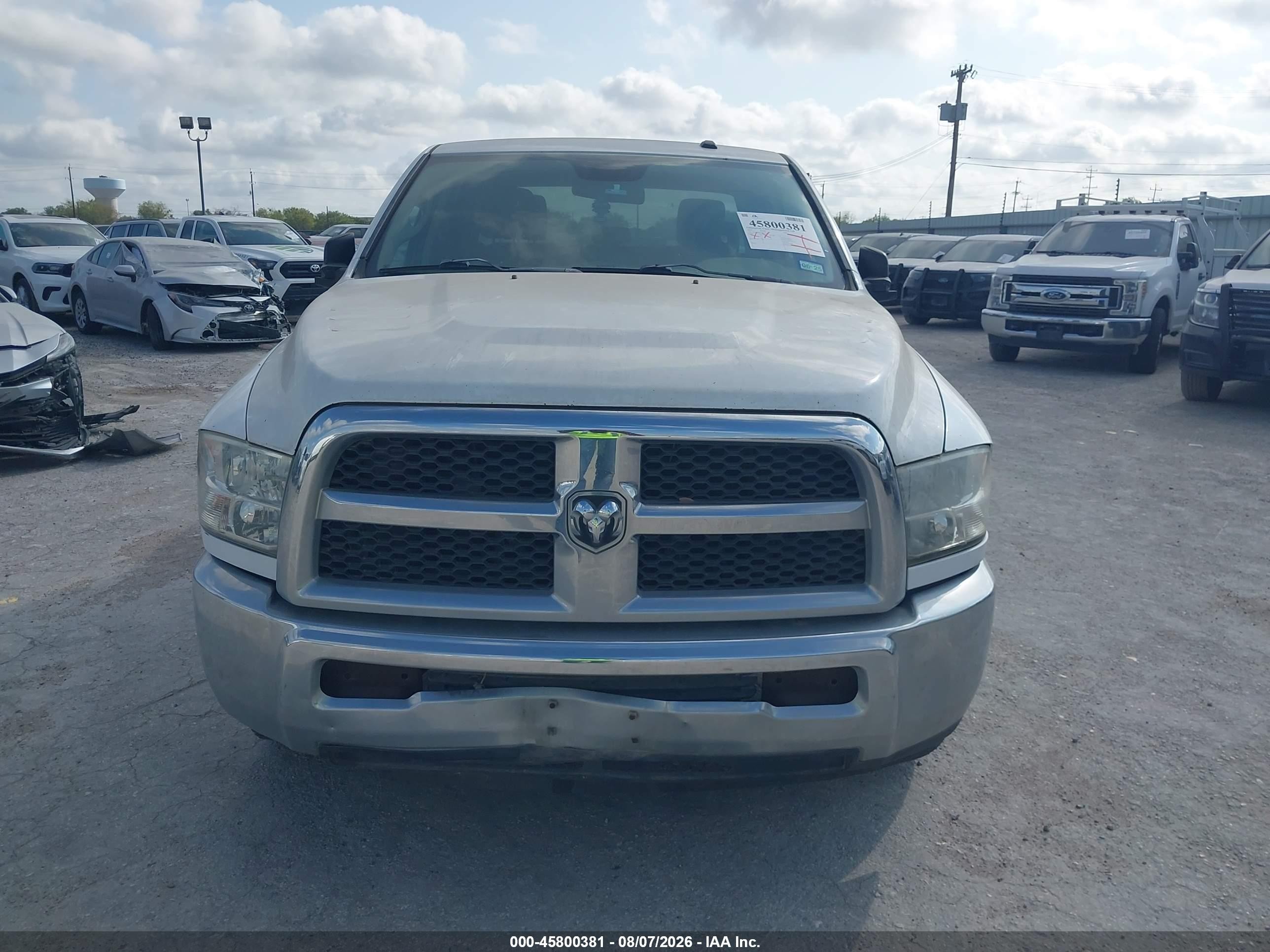 2013 Ram 2500 Tradesman White vin: 3C6TR4HT7DG537367