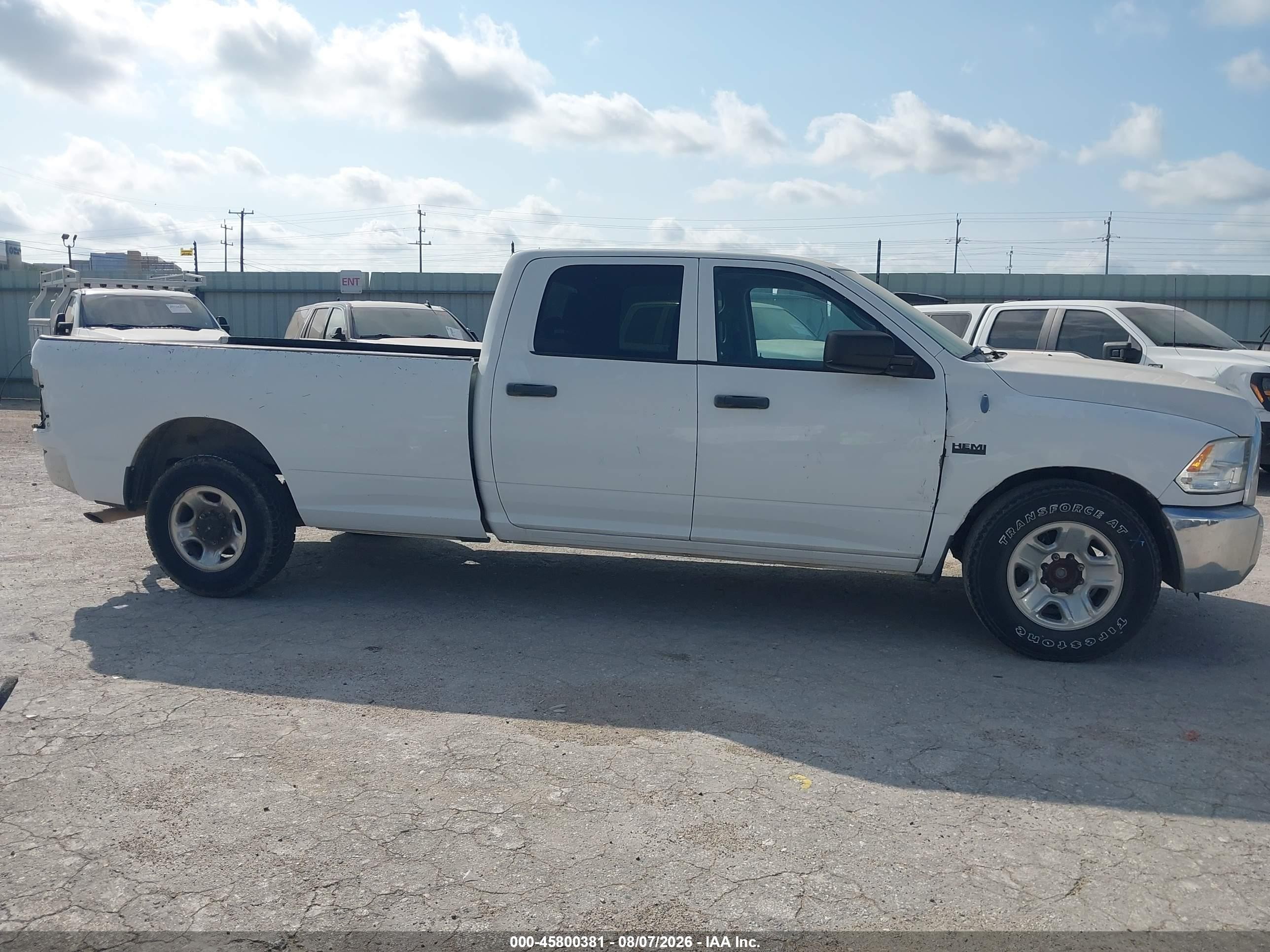 2013 Ram 2500 Tradesman White vin: 3C6TR4HT7DG537367