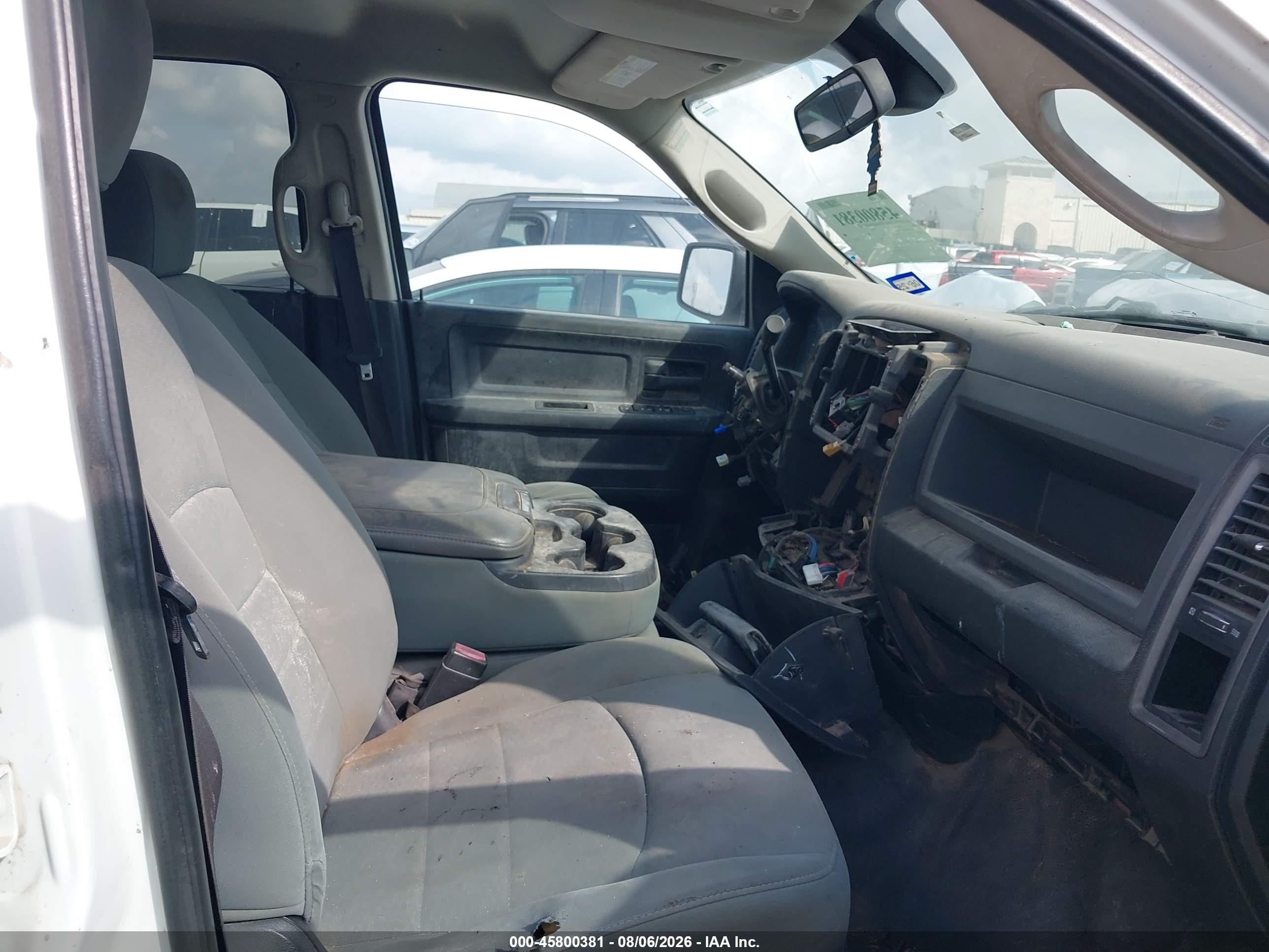 2013 Ram 2500 Tradesman White vin: 3C6TR4HT7DG537367