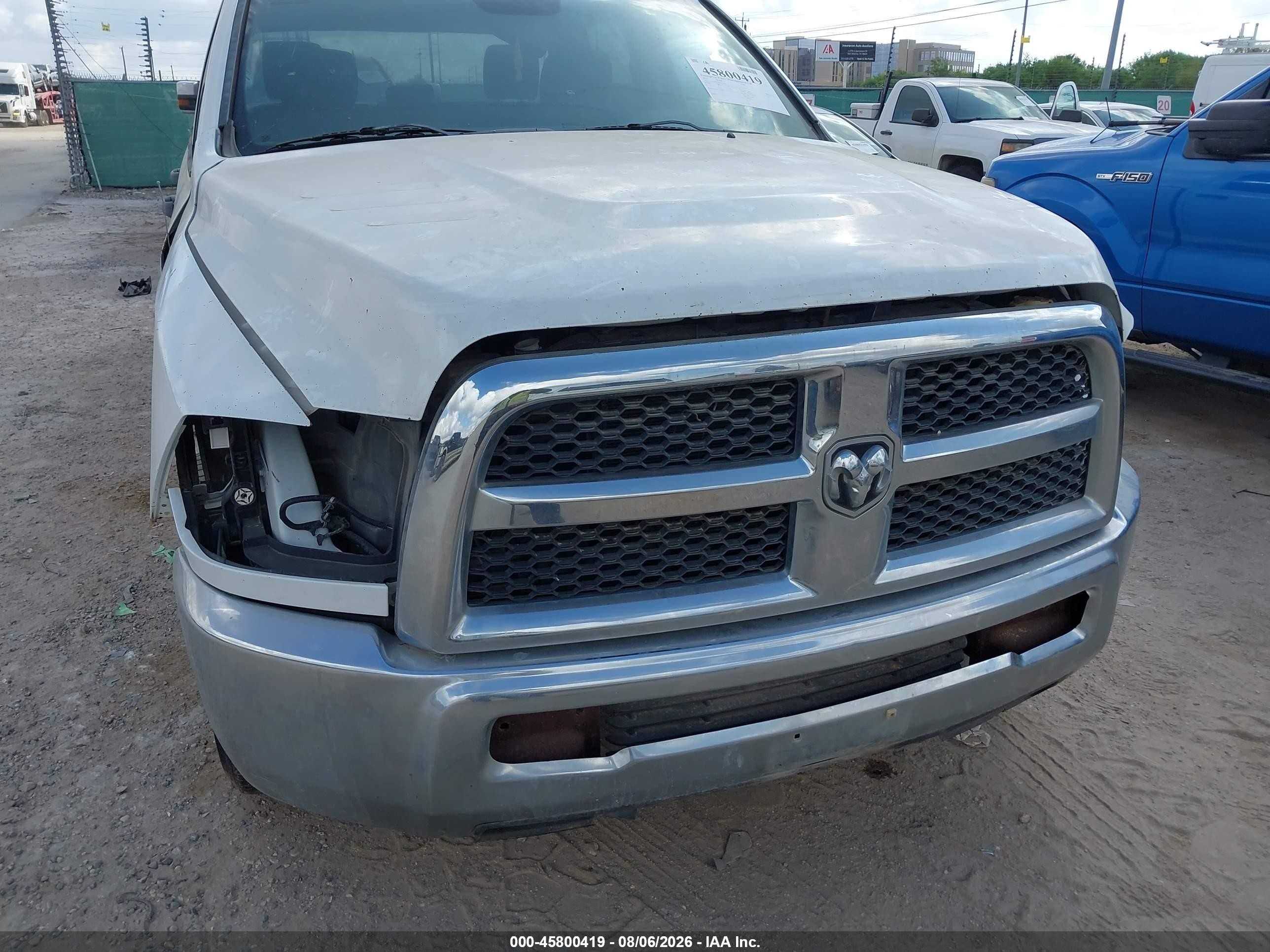 2013 Ram 2500 Tradesman White vin: 3C6TR4HTXDG518652