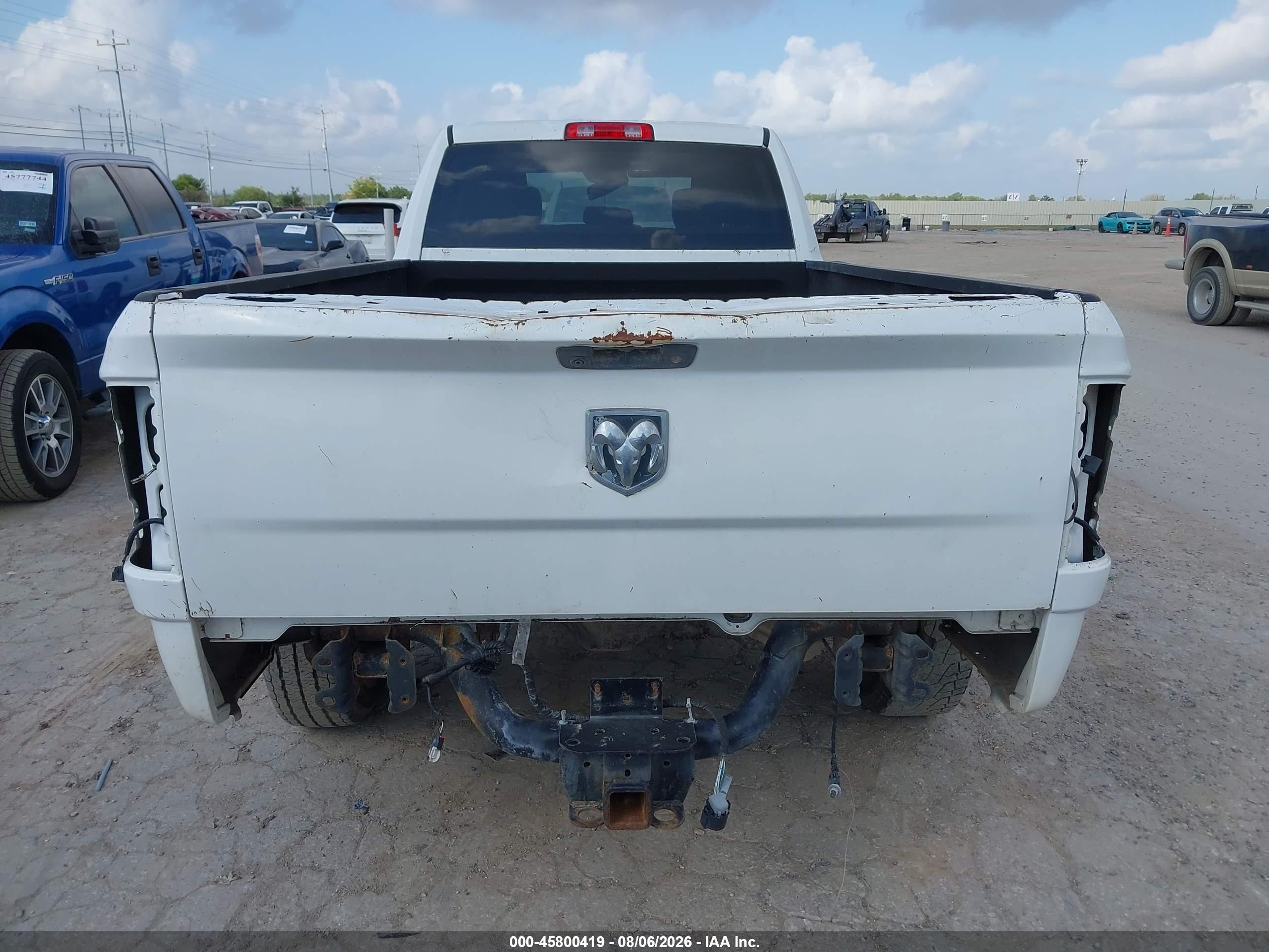 2013 Ram 2500 Tradesman White vin: 3C6TR4HTXDG518652