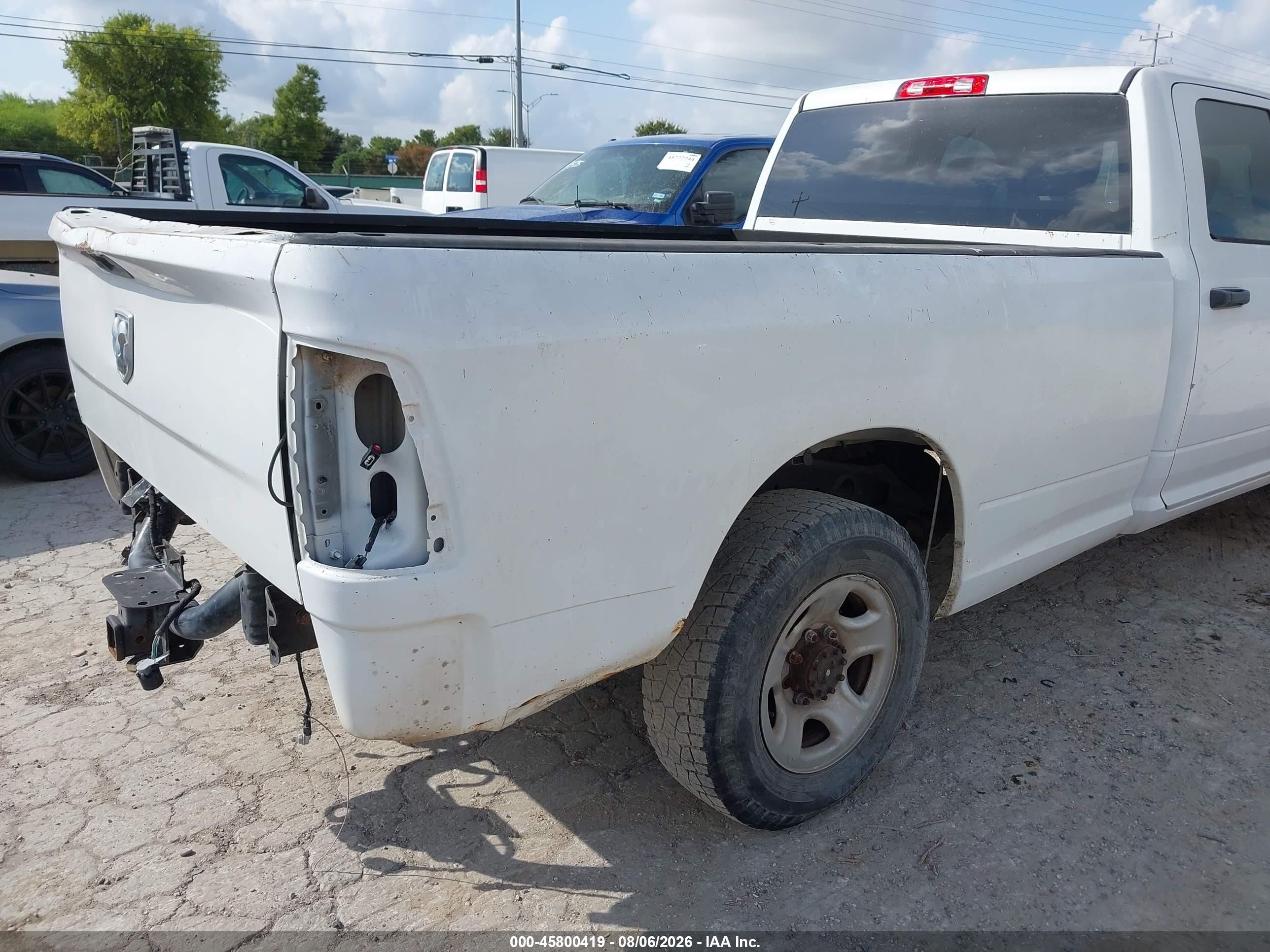 2013 Ram 2500 Tradesman White vin: 3C6TR4HTXDG518652