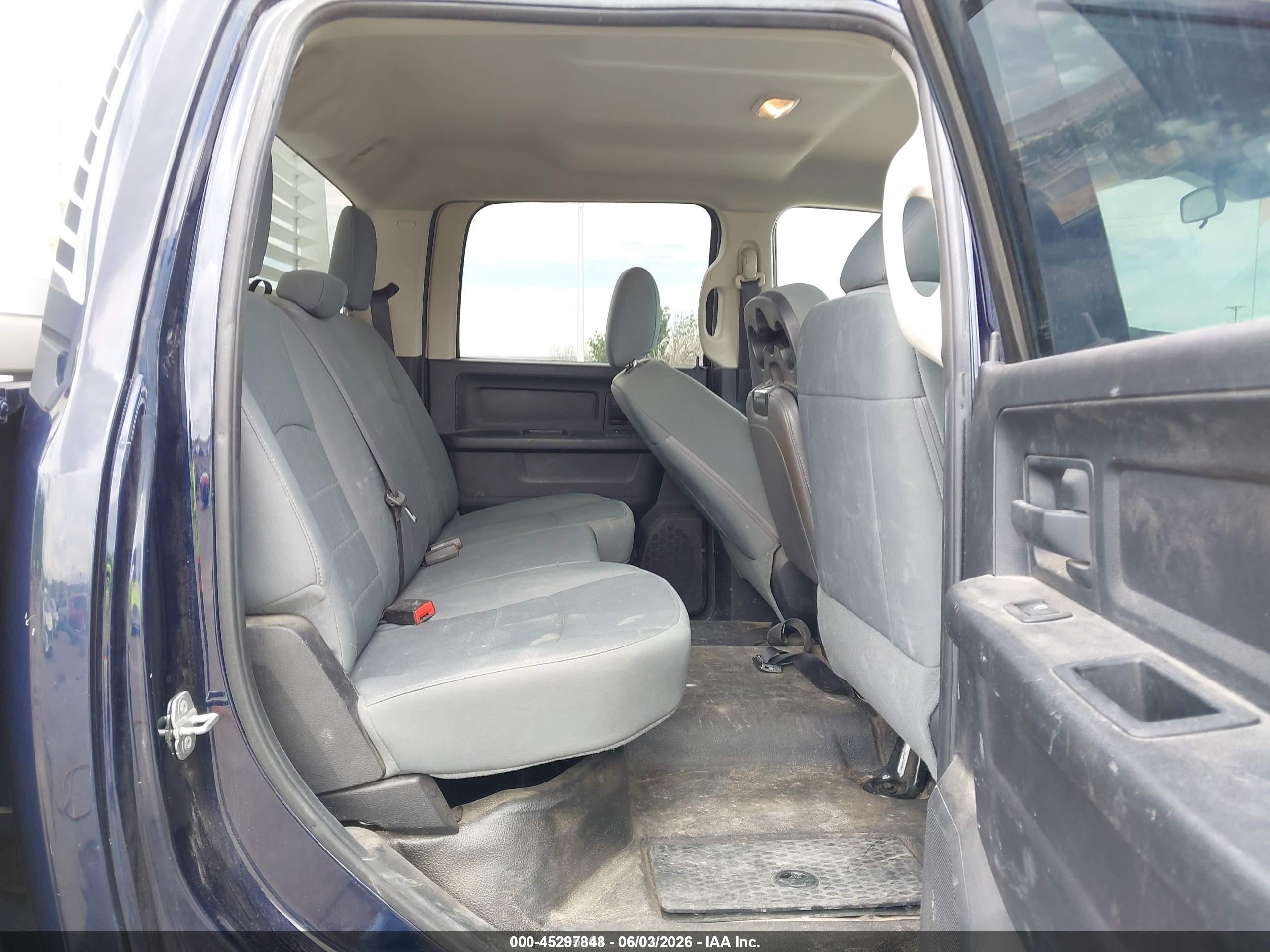 2014 Ram 2500 Tradesman Blue vin: 3C6TR5CT3EG260652