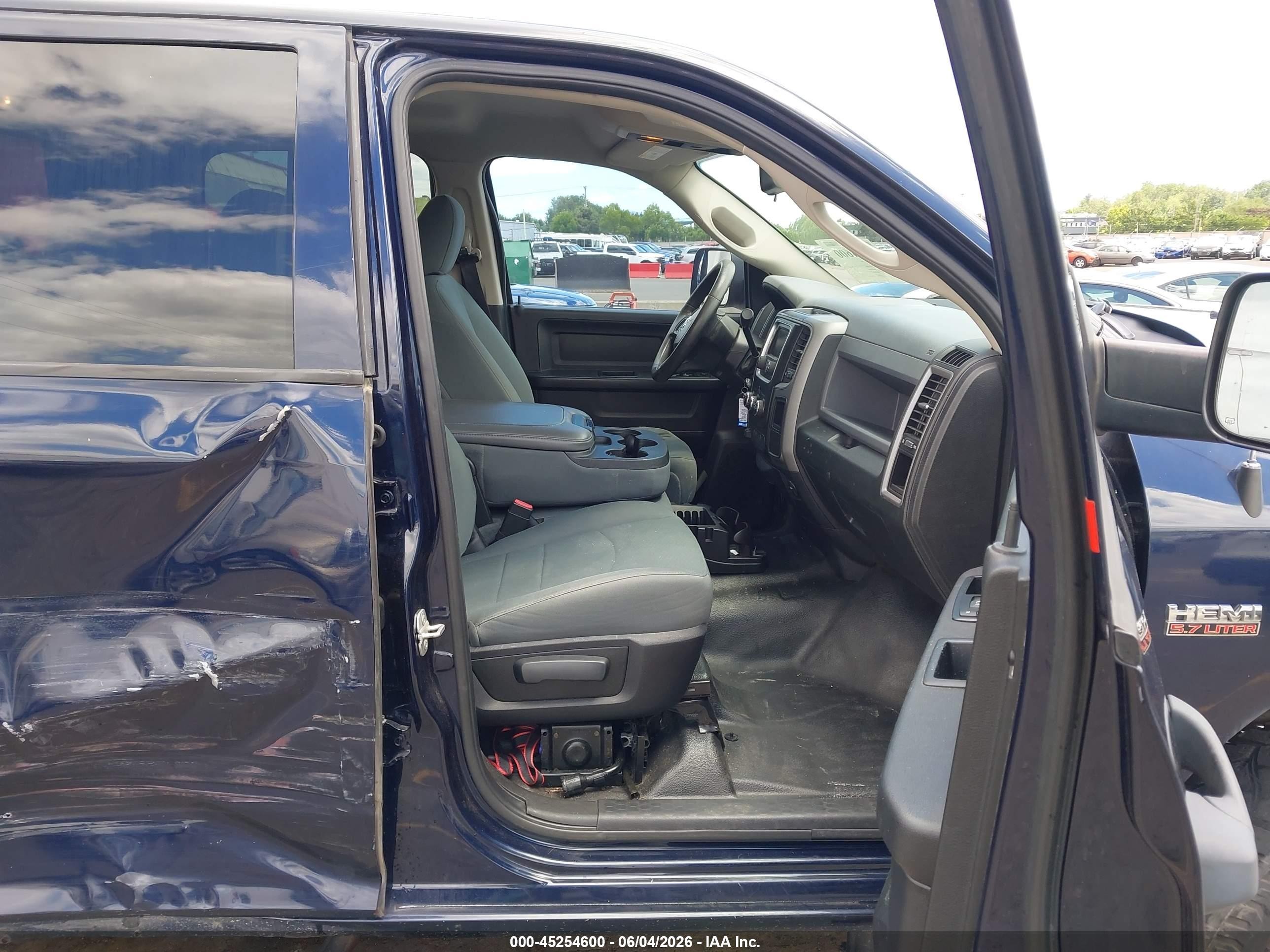 2015 Ram 2500 Tradesman Dark Blue vin: 3C6TR5CT5FG643350