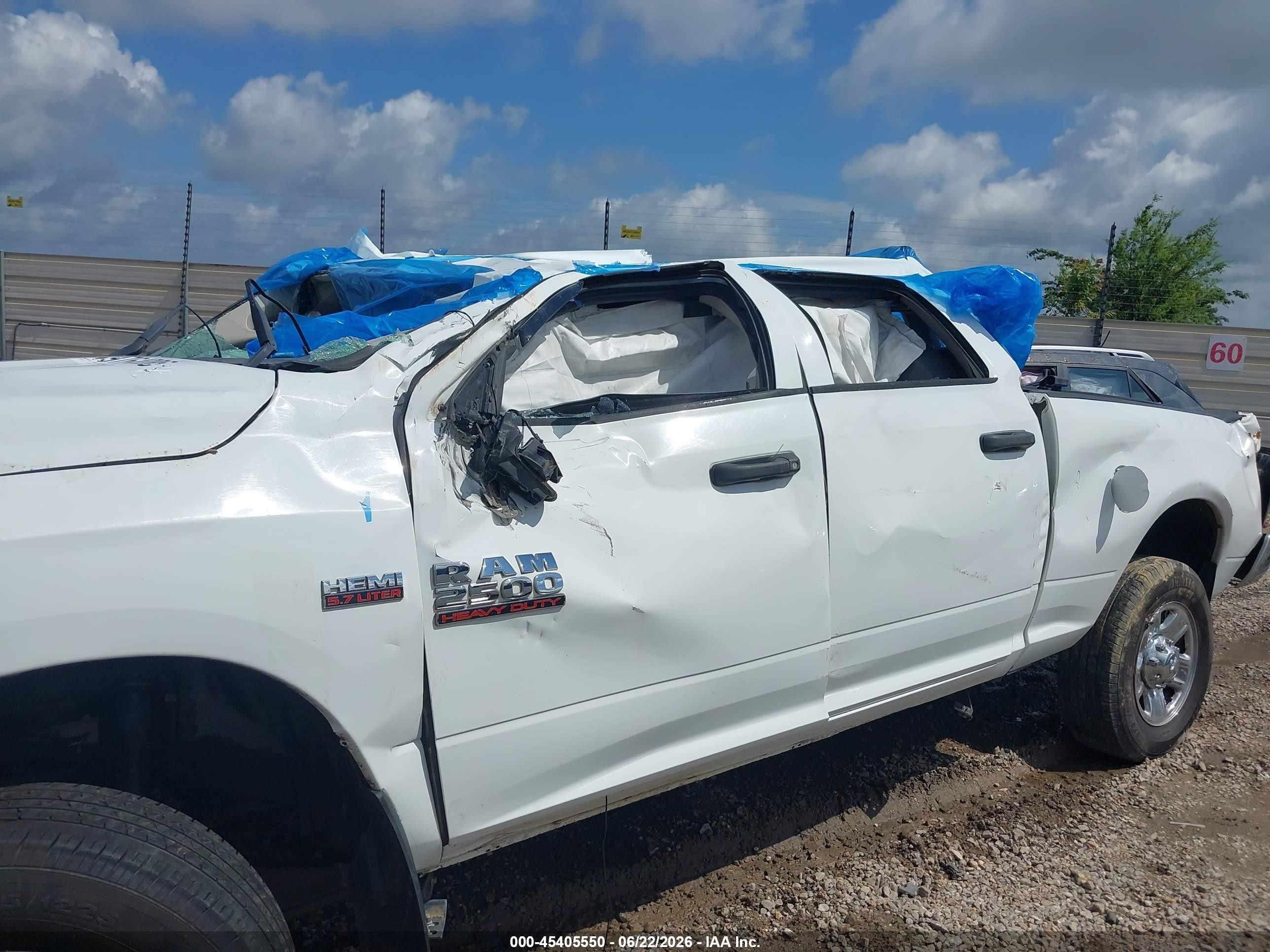 2014 Ram 2500 Tradesman Белый vin: 3C6TR5CT6EG250682