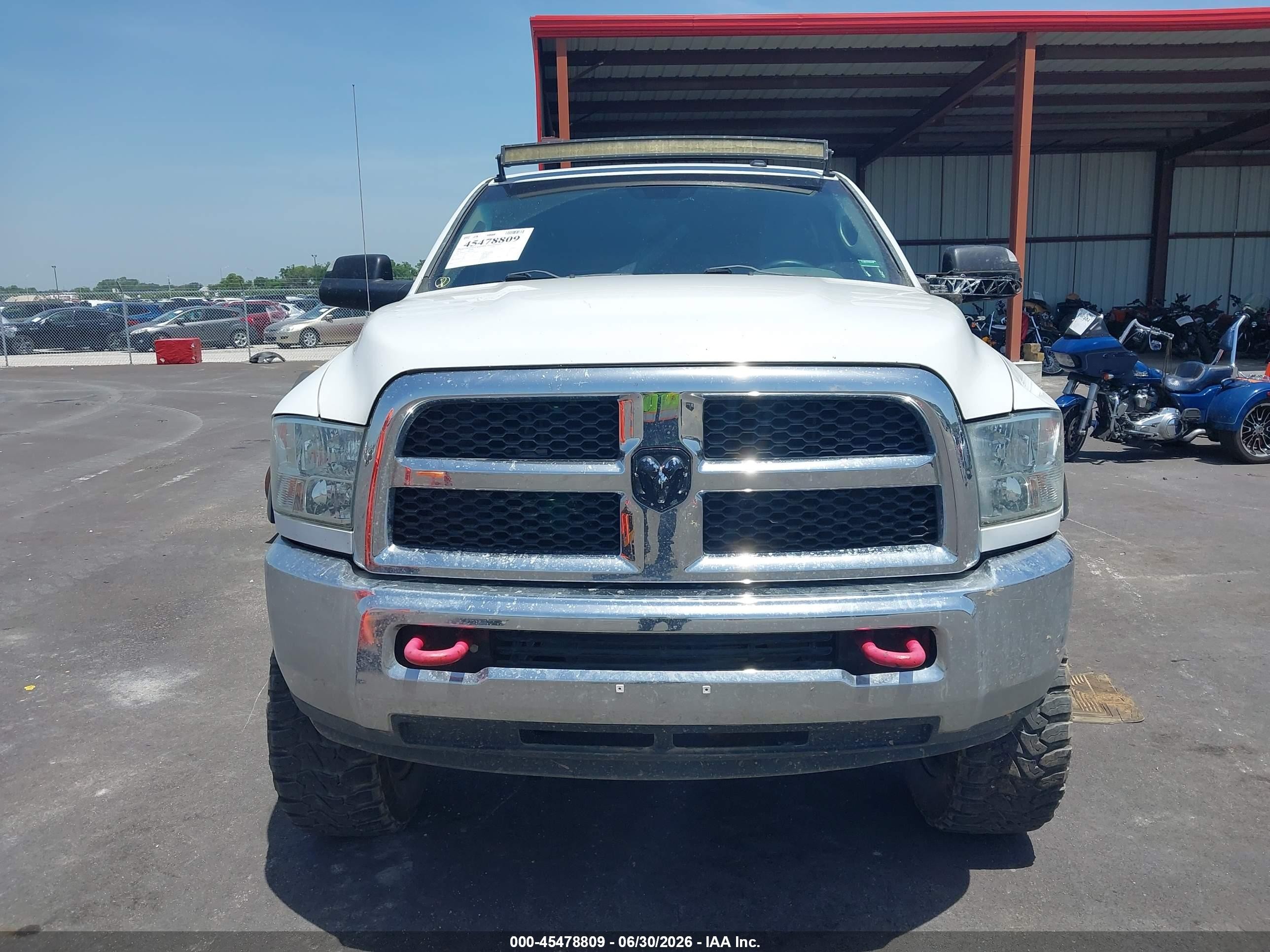 2013 Ram 2500 Tradesman White vin: 3C6TR5CT7DG537477
