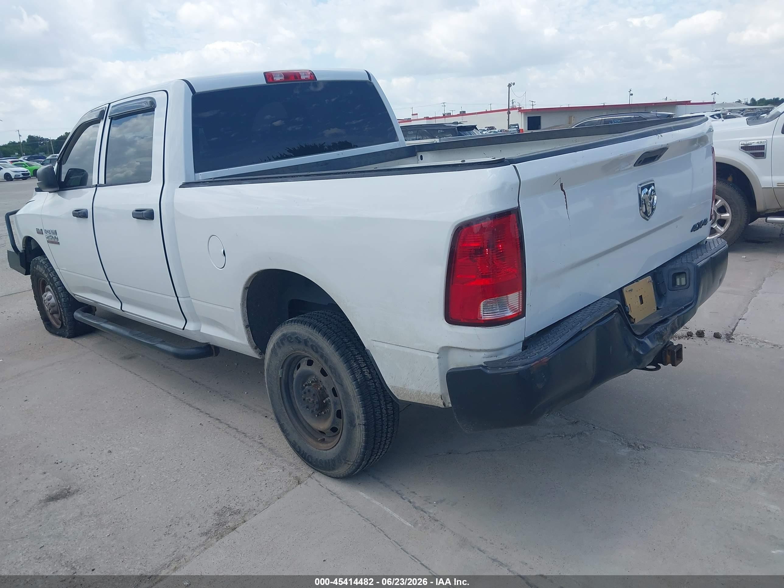2013 Ram 2500 Tradesman White vin: 3C6TR5CT7DG543120