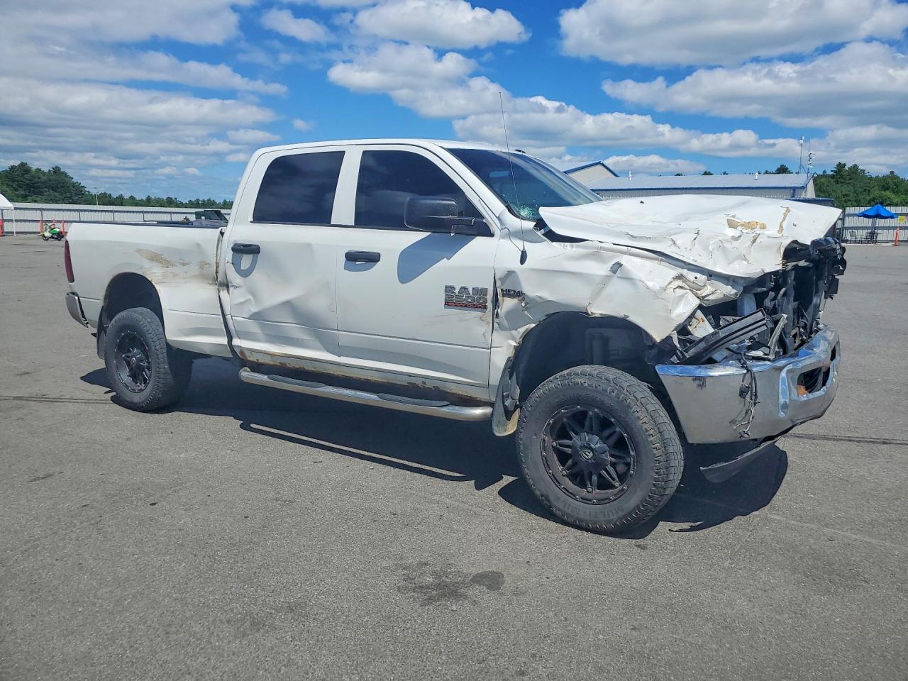 2015 Ram 2500 St White vin: 3C6TR5CT7FG507236