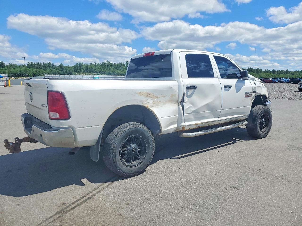 2015 Ram 2500 St White vin: 3C6TR5CT7FG507236