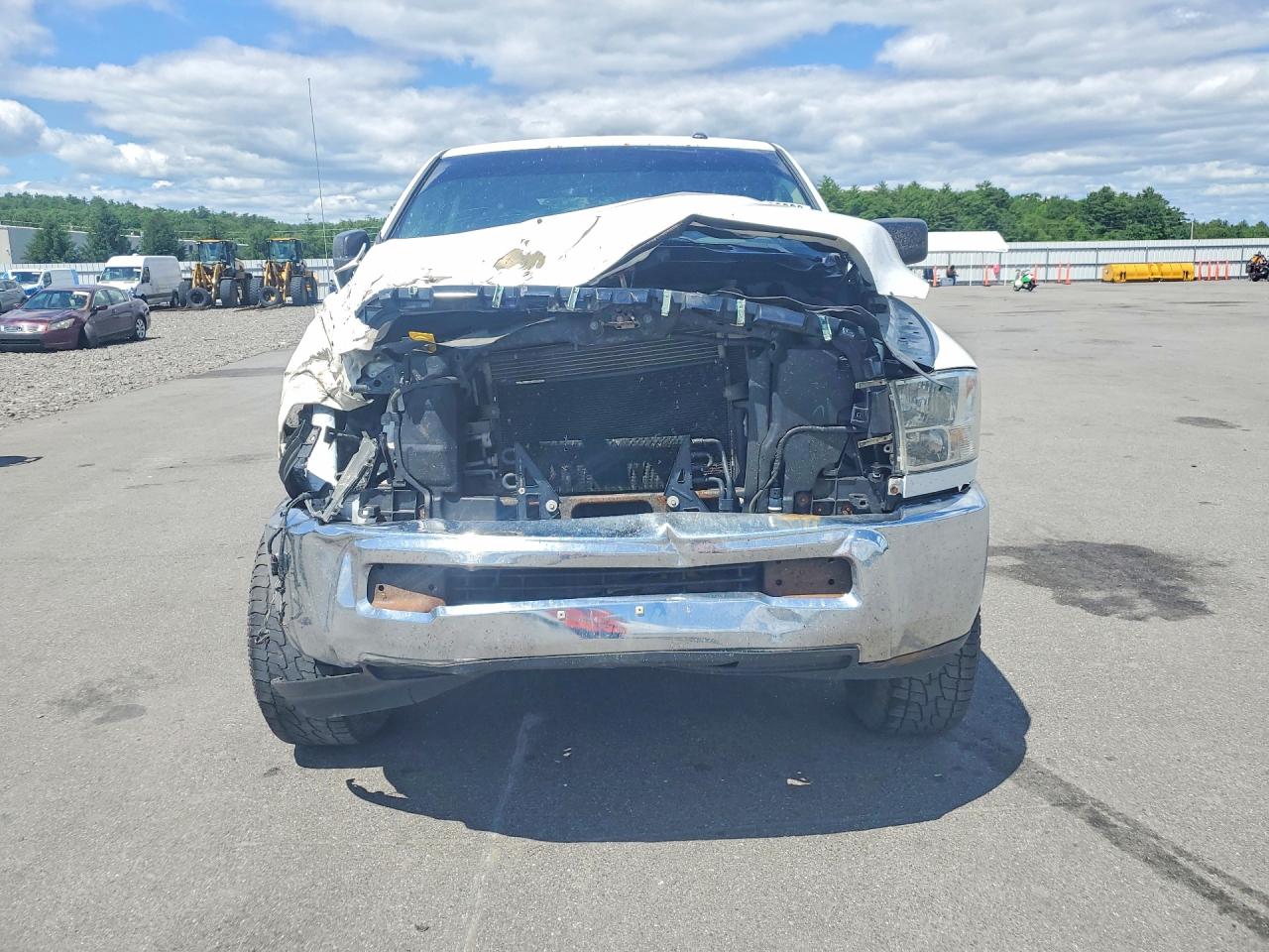 2015 Ram 2500 St White vin: 3C6TR5CT7FG507236