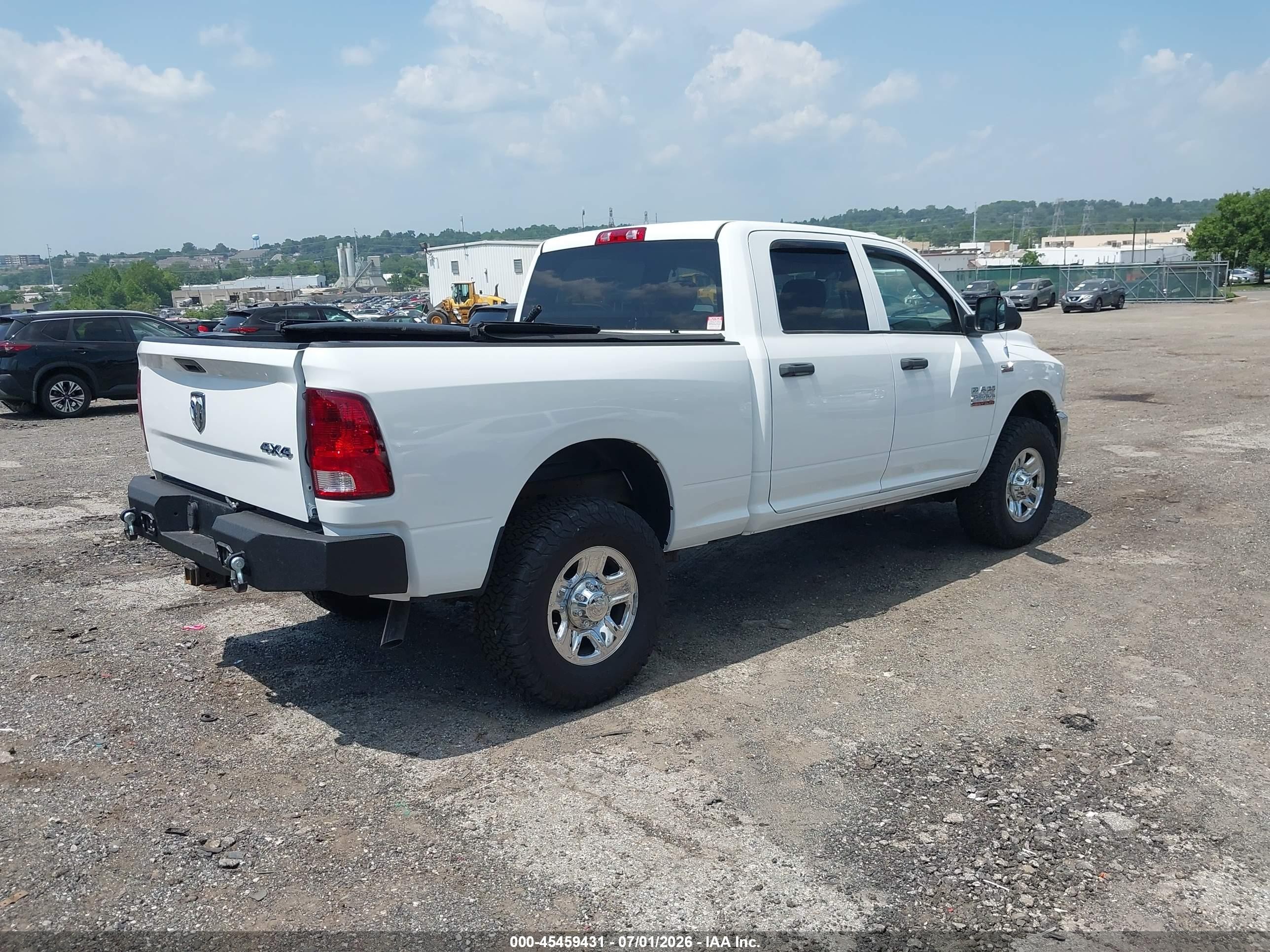 2014 Ram 2500 Tradesman White vin: 3C6TR5CT9EG118564