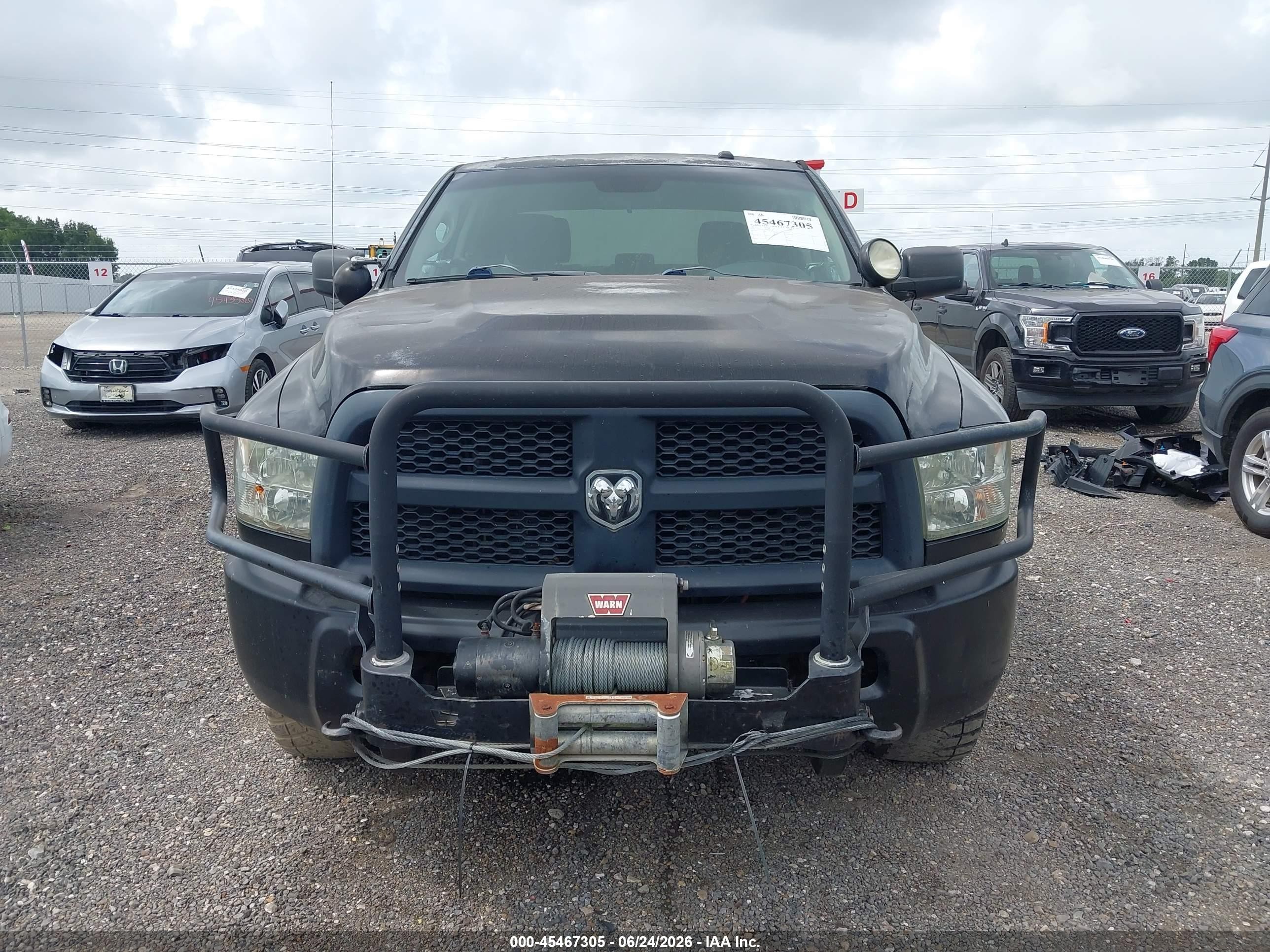 2013 Ram 2500 Tradesman Black vin: 3C6TR5CTXDG545752