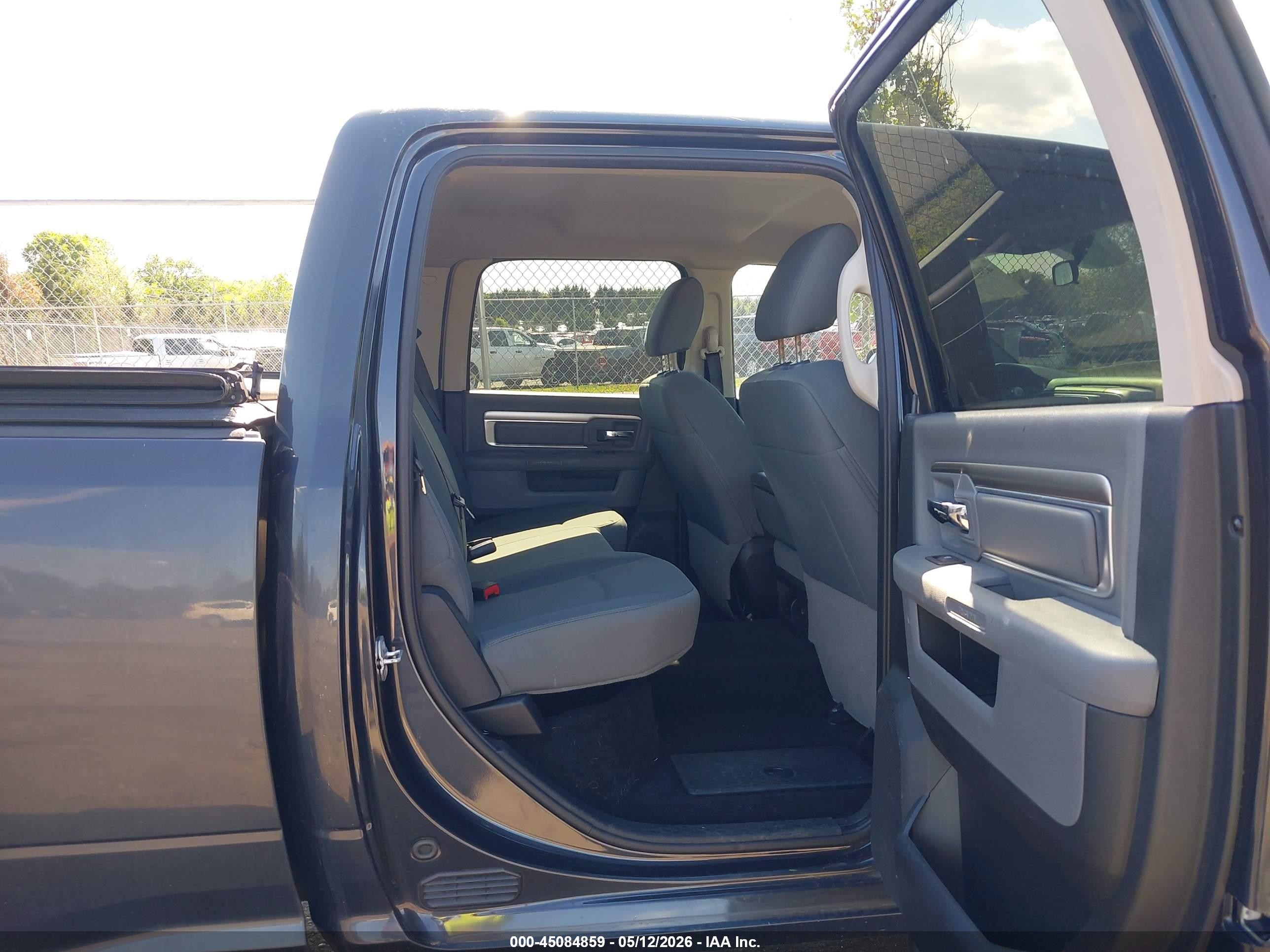 2015 Ram 2500 Slt Gray vin: 3C6TR5DT0FG649572