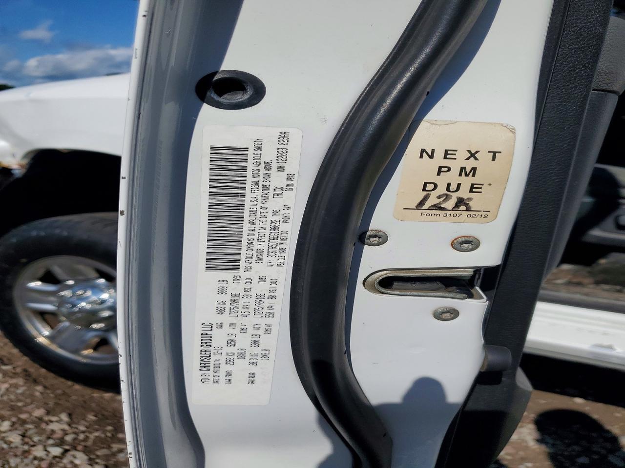 2014 Ram 2500 Белый vin: 3C6TR5DT6EG188022
