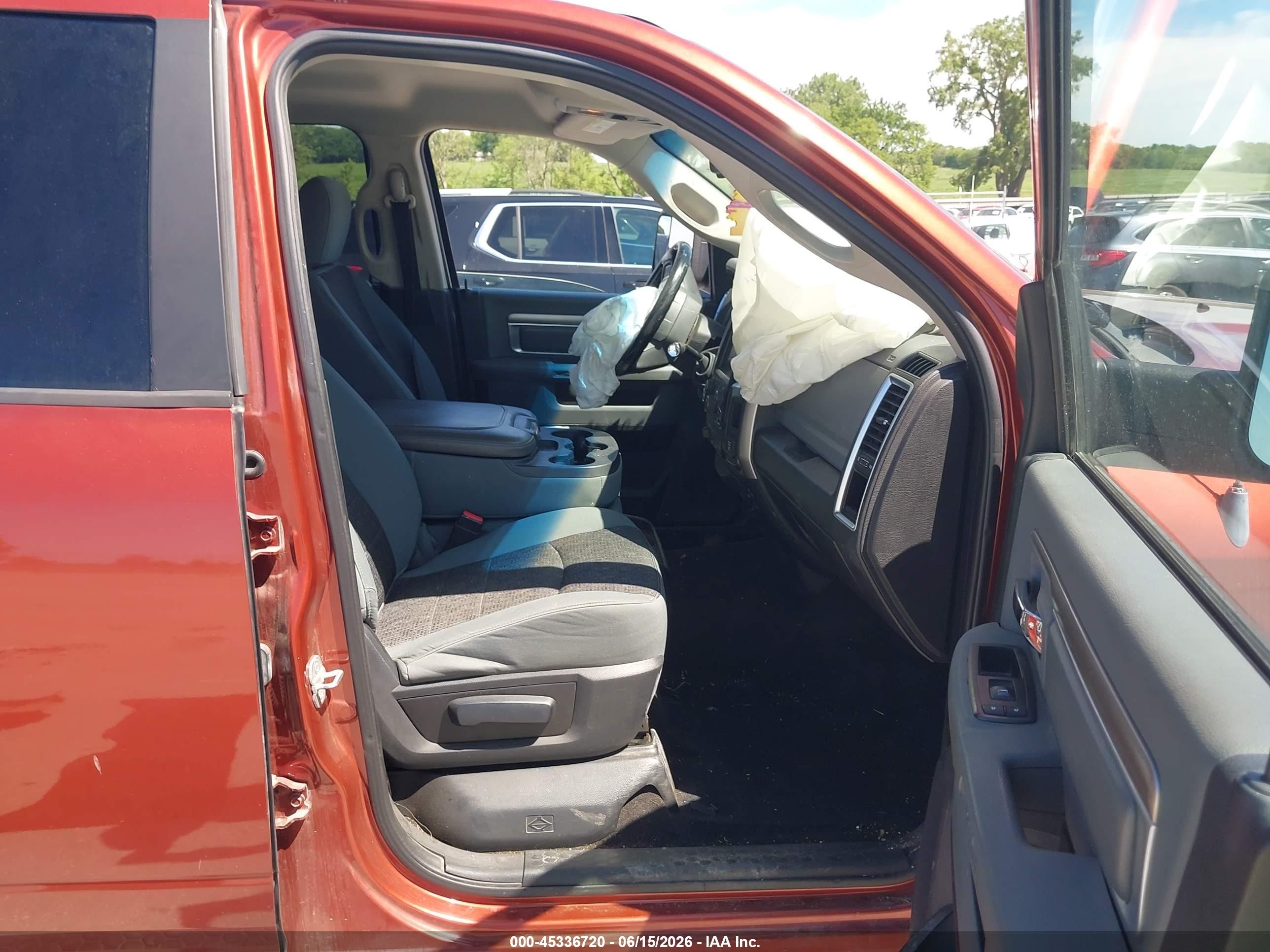 2013 Ram 2500 Big Horn Orange vin: 3C6TR5DT7DG526428