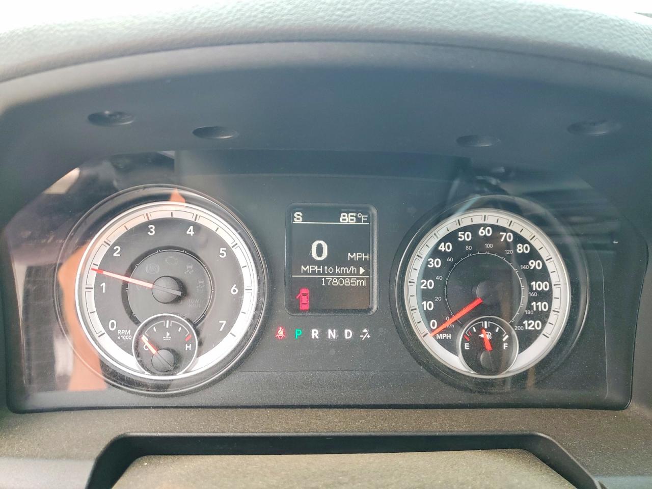 2014 Ram 2500 Slt Silver vin: 3C6TR5DT9EG275803