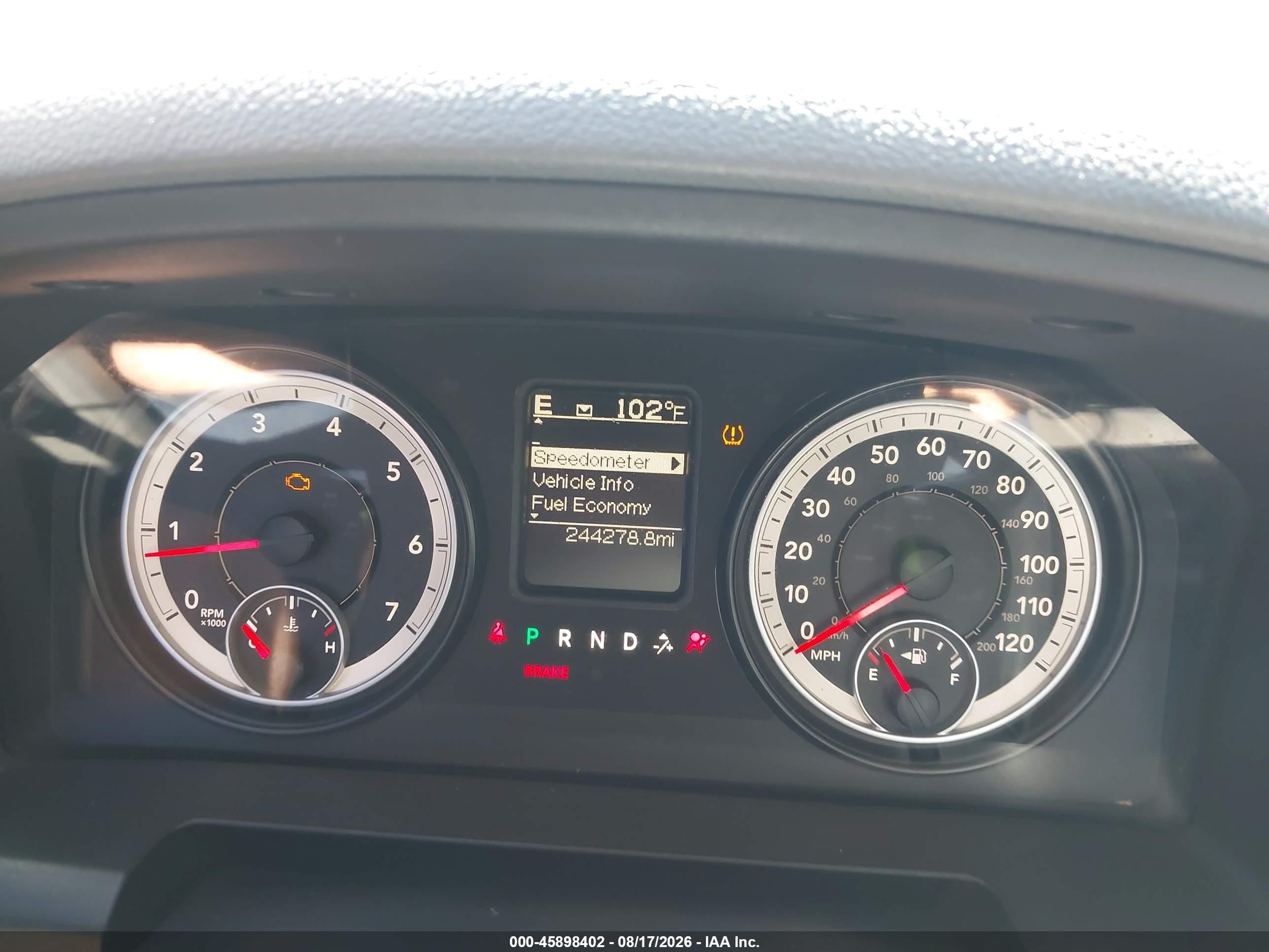 2014 Ram 2500 Slt Серебряный vin: 3C6TR5DTXEG205811