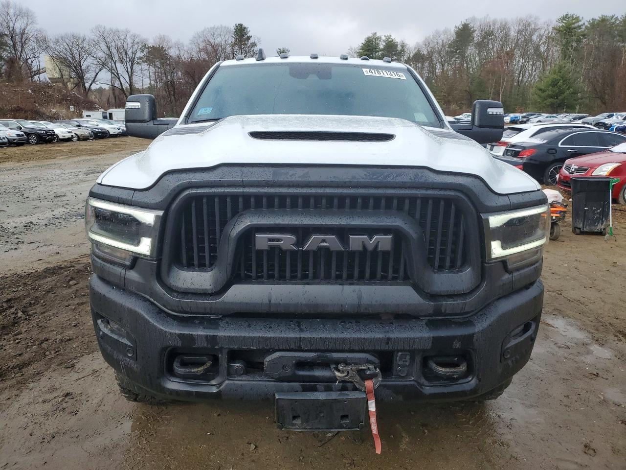 2024 Ram 2500 Powerwagon White vin: 3C6TR5EJ4RG162957