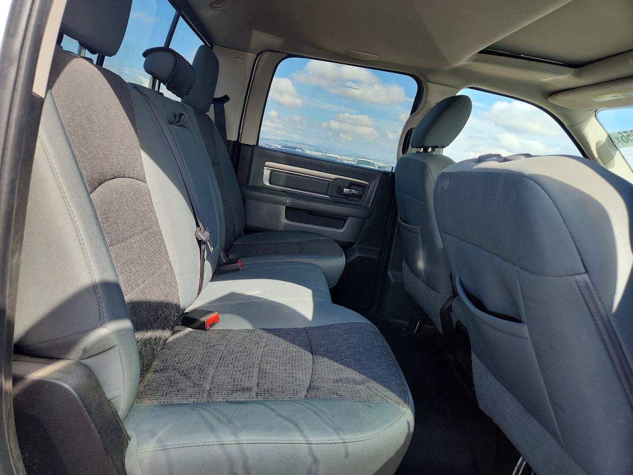 2014 Ram 2500 Powerwagon White vin: 3C6TR5EJ7EG308570