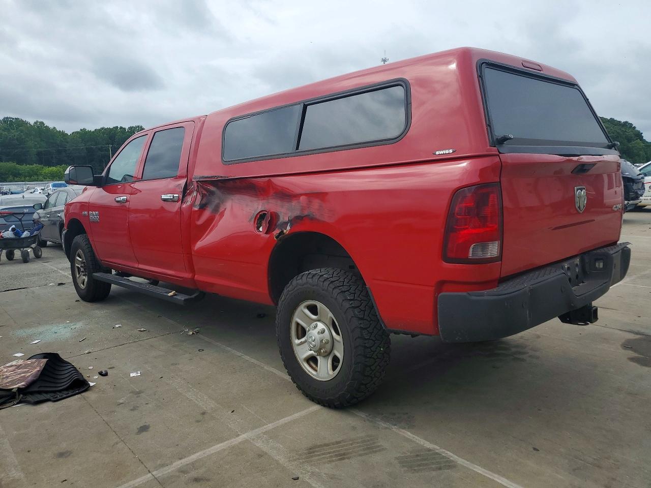 2014 Ram 2500 St Red vin: 3C6TR5HT4EG134955