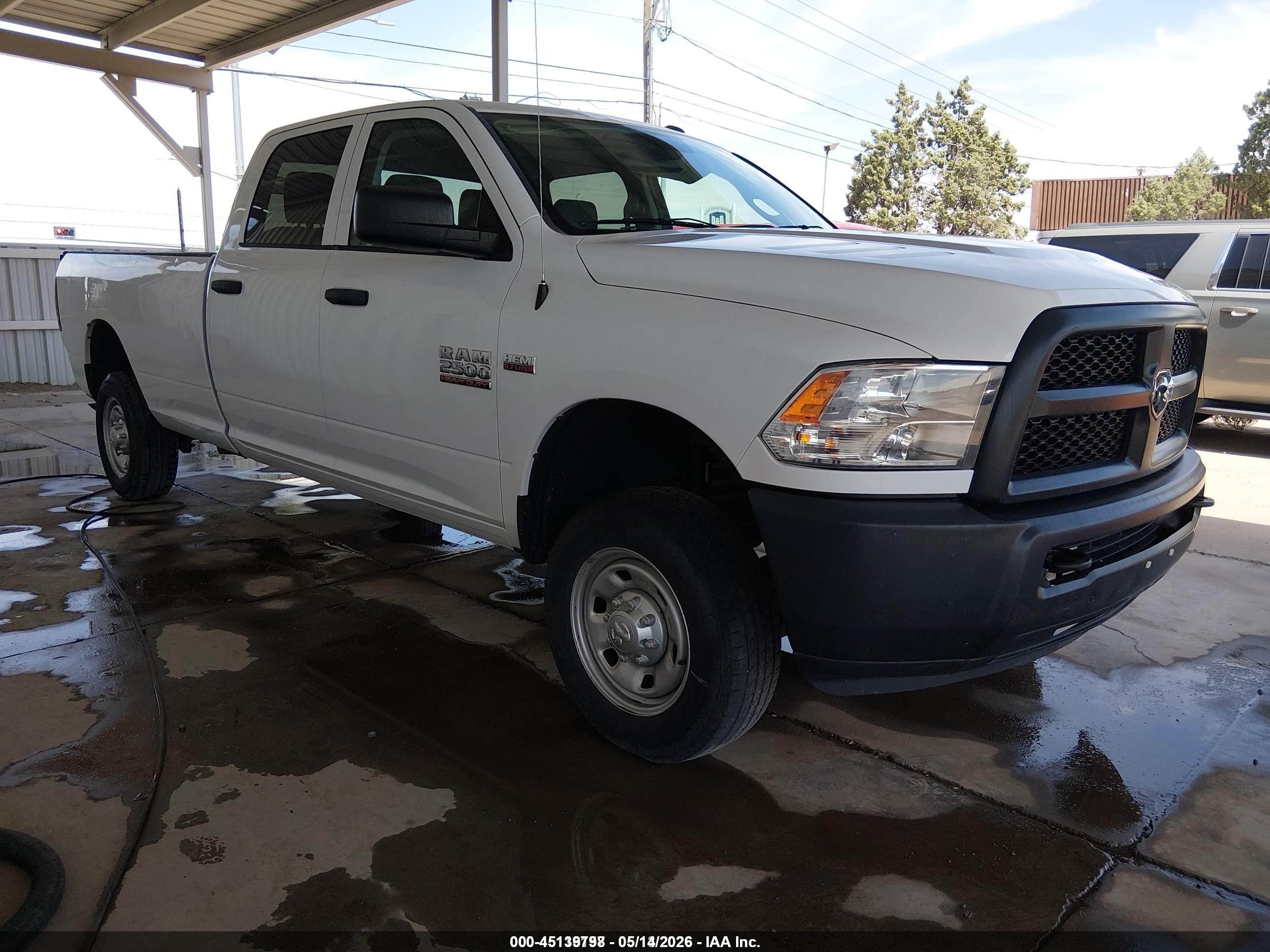 2016 Ram 2500 Tradesman White vin: 3C6TR5HT4GG323267
