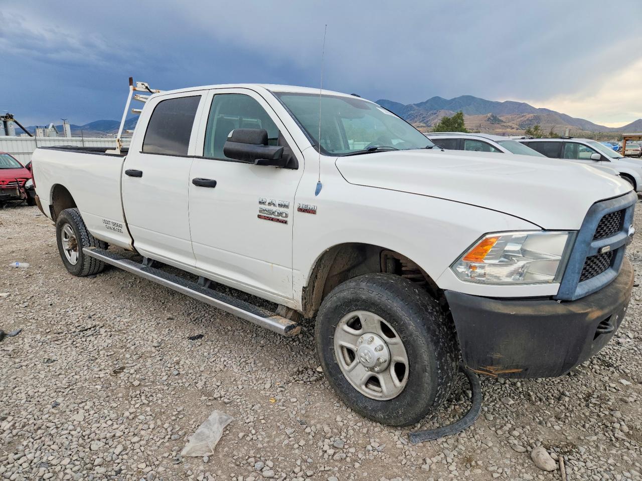 2014 Ram 2500 St White vin: 3C6TR5HT5EG120952