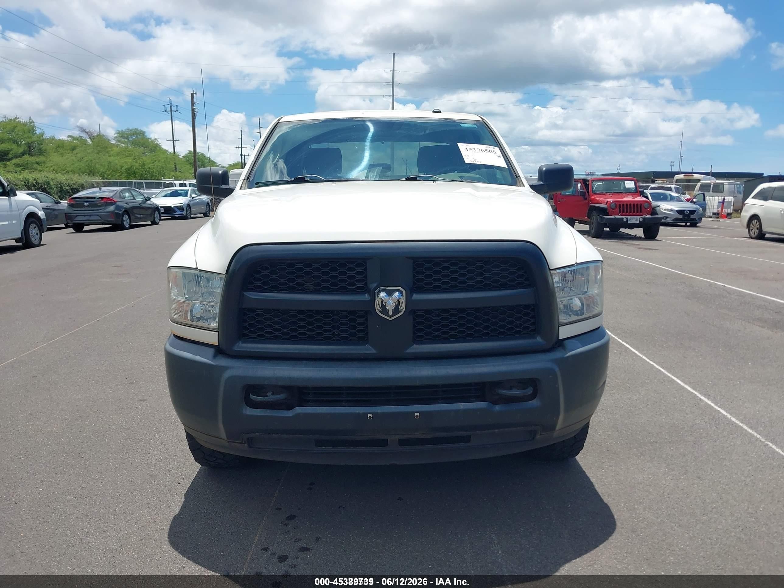 2014 Ram 2500 Tradesman White vin: 3C6TR5HT5EG269345