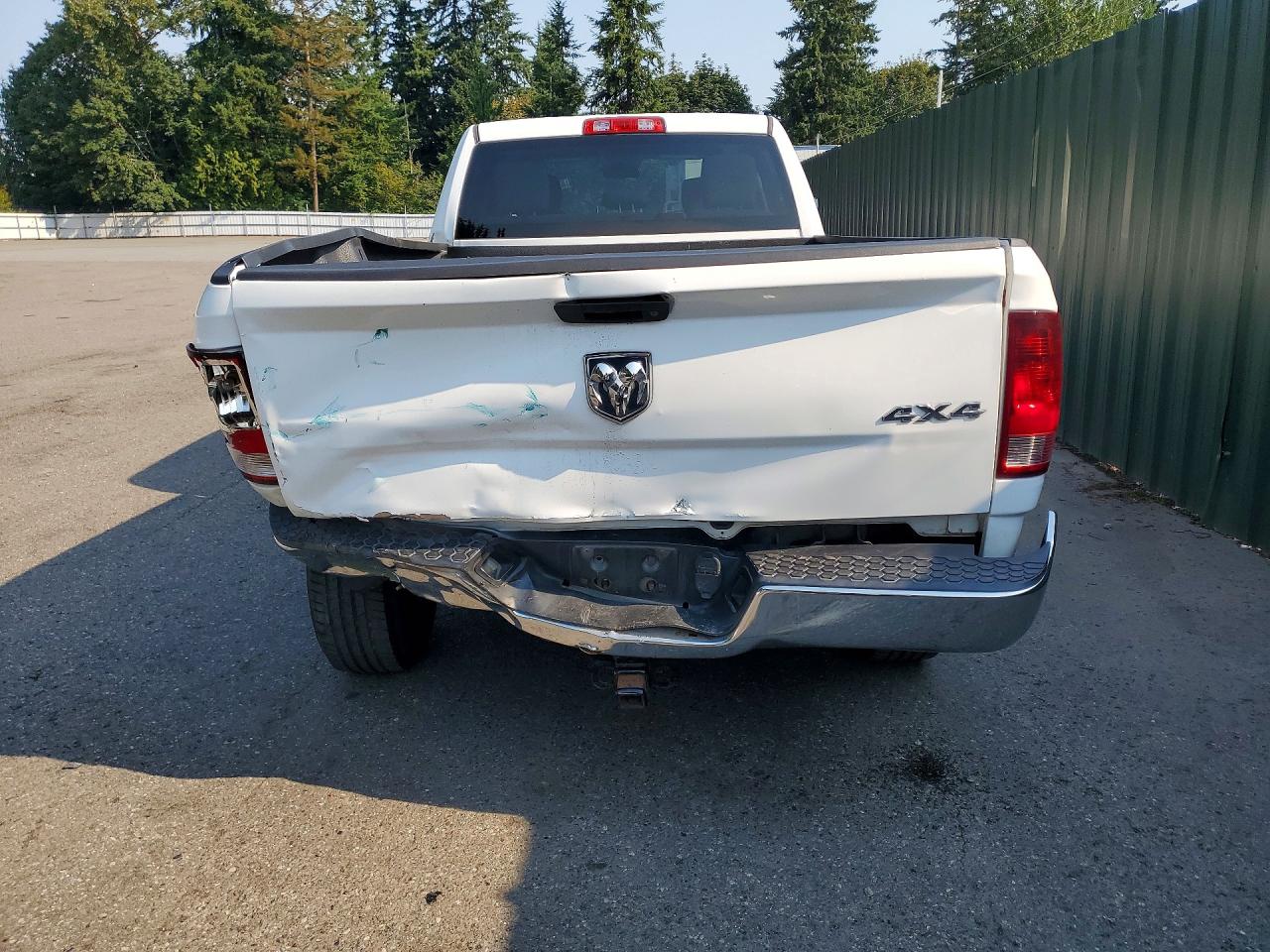 2013 Ram 2500 St Белый vin: 3C6TR5HT6DG583469