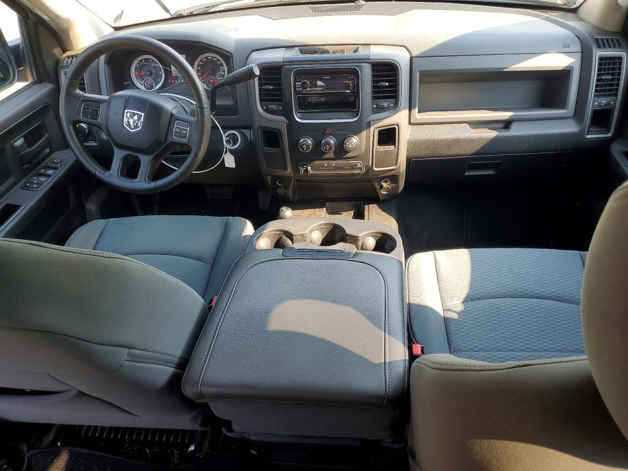 2013 Ram 2500 St Белый vin: 3C6TR5HT6DG583469