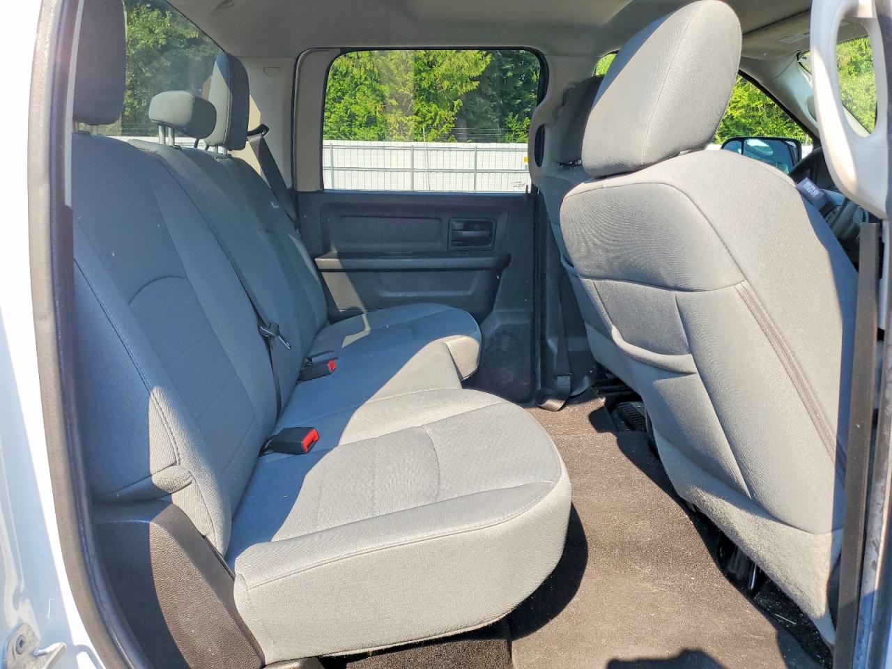 2013 Ram 2500 St Белый vin: 3C6TR5HT6DG583469