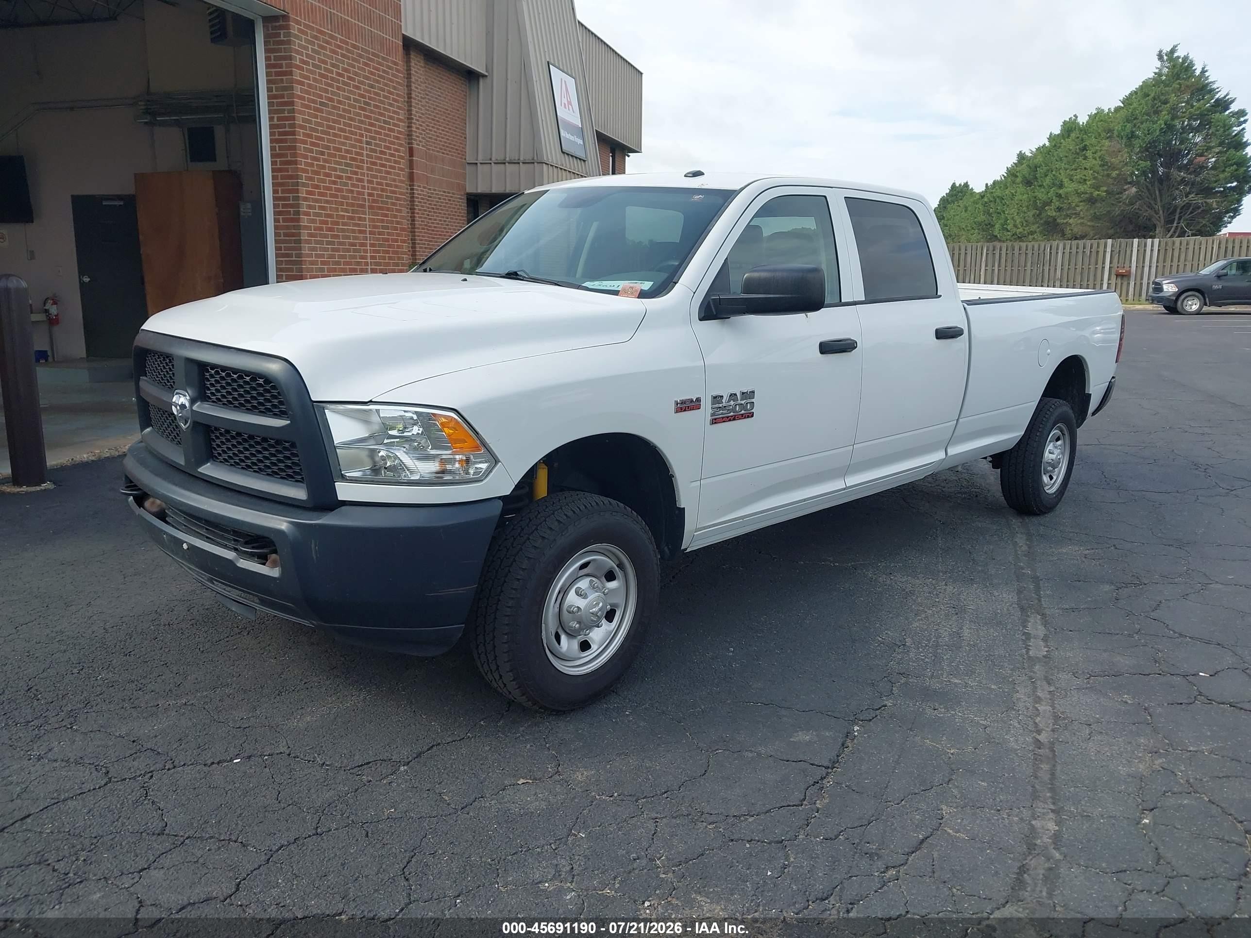 2015 Ram 2500 Tradesman White vin: 3C6TR5HT6FG507186