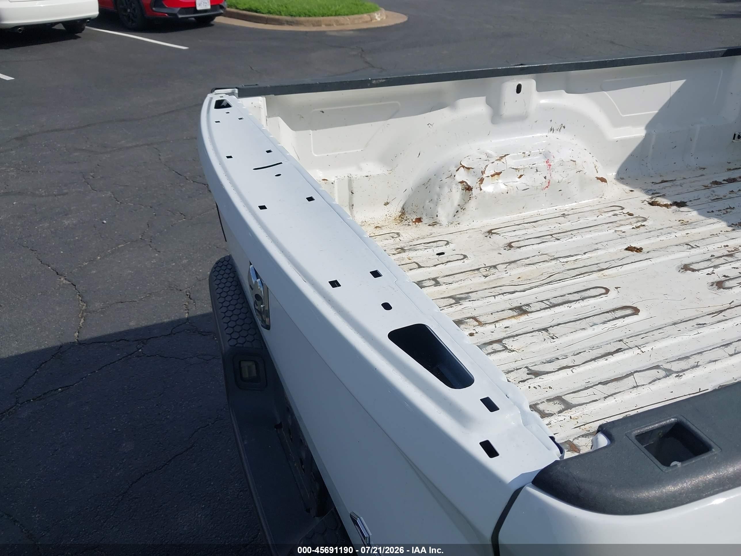 2015 Ram 2500 Tradesman White vin: 3C6TR5HT6FG507186
