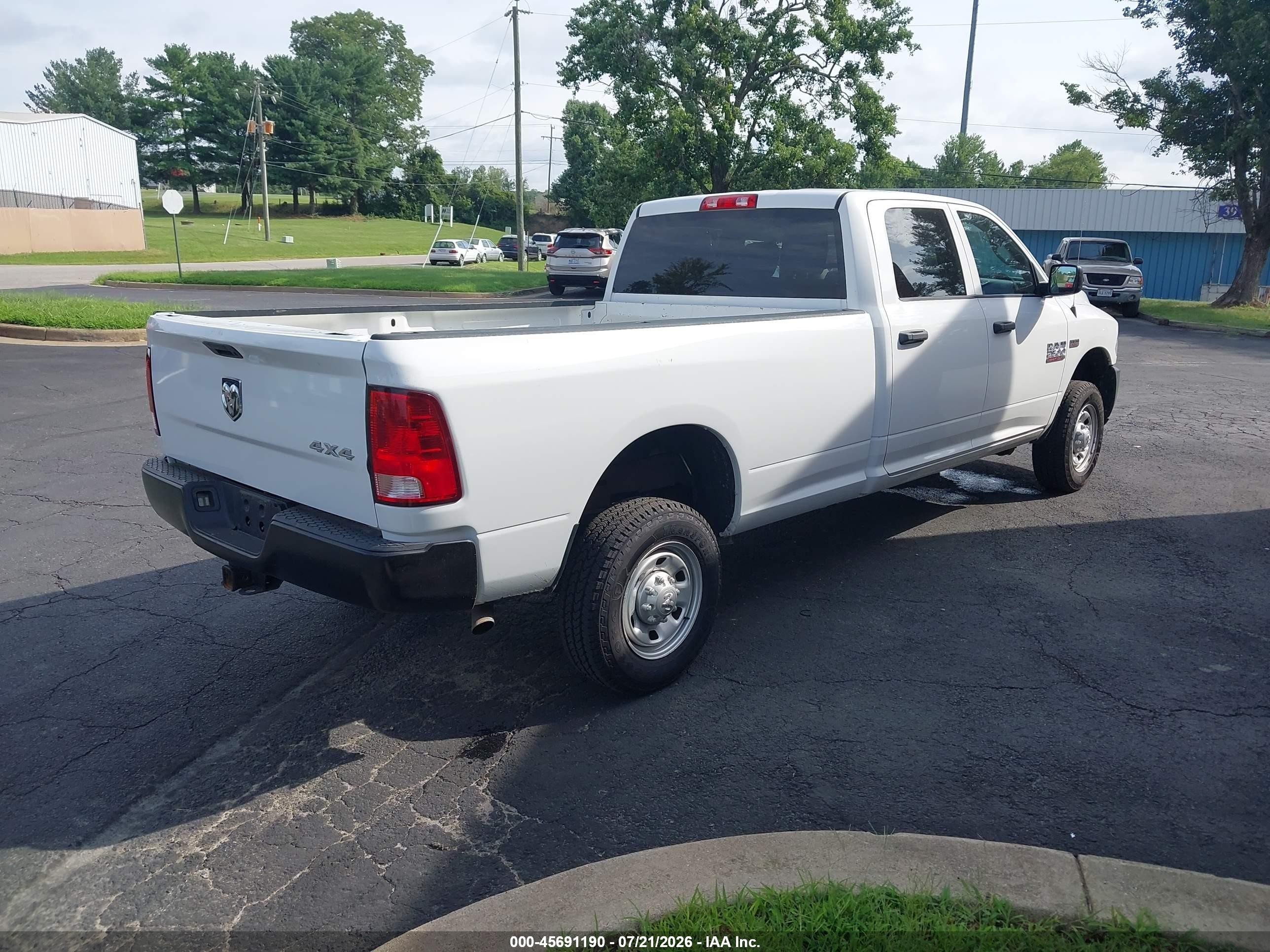 2015 Ram 2500 Tradesman White vin: 3C6TR5HT6FG507186