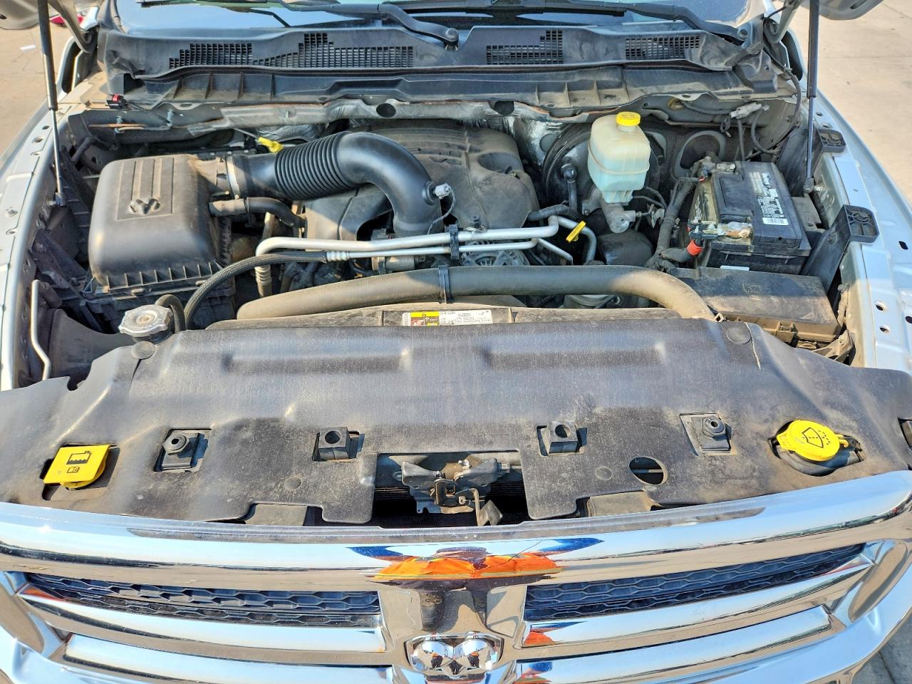 2014 Ram 2500 Slt Silver vin: 3C6TR5JT0EG189364