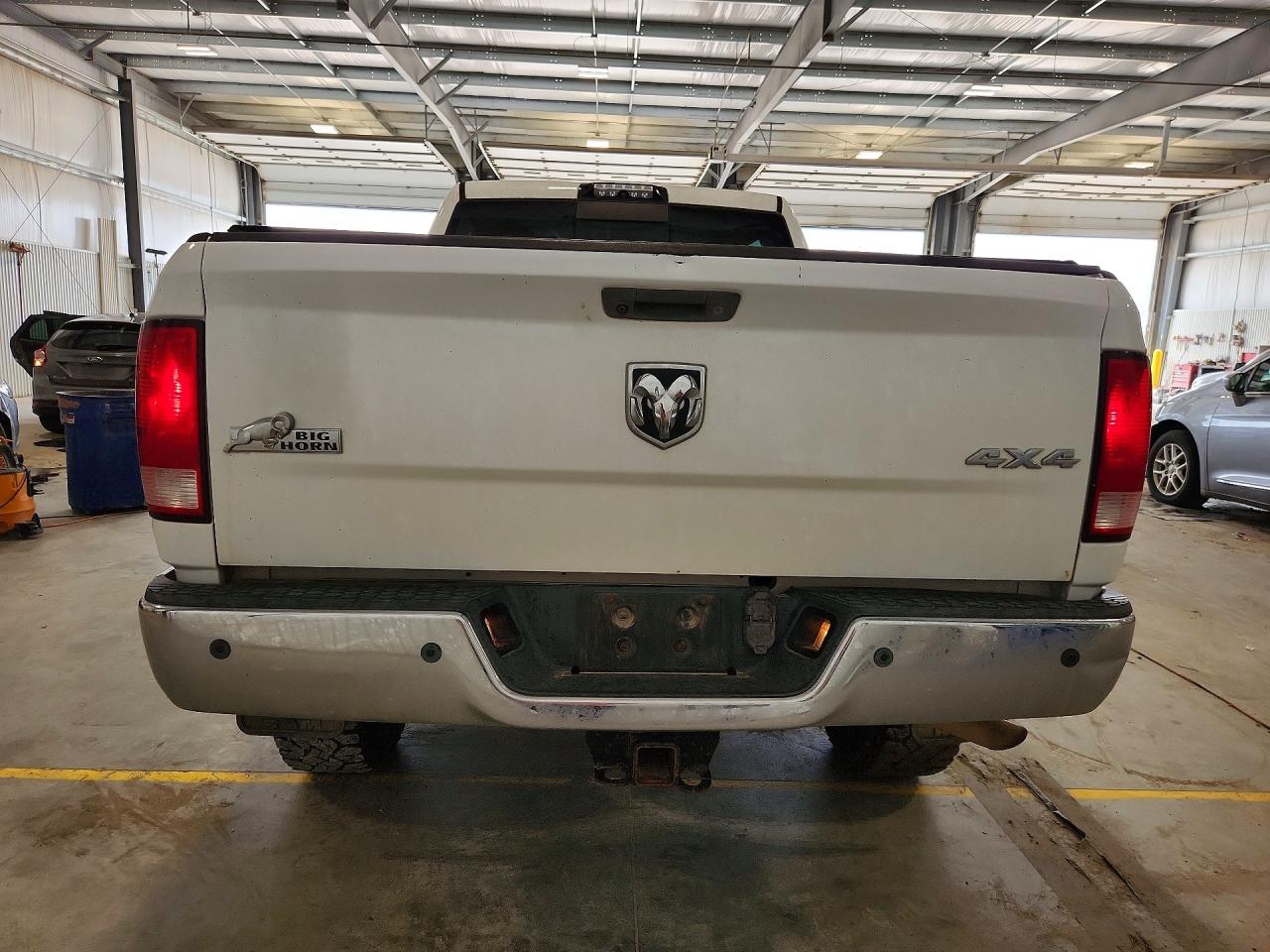 2015 Ram 2500 Slt Белый vin: 3C6TR5MT8FG569341