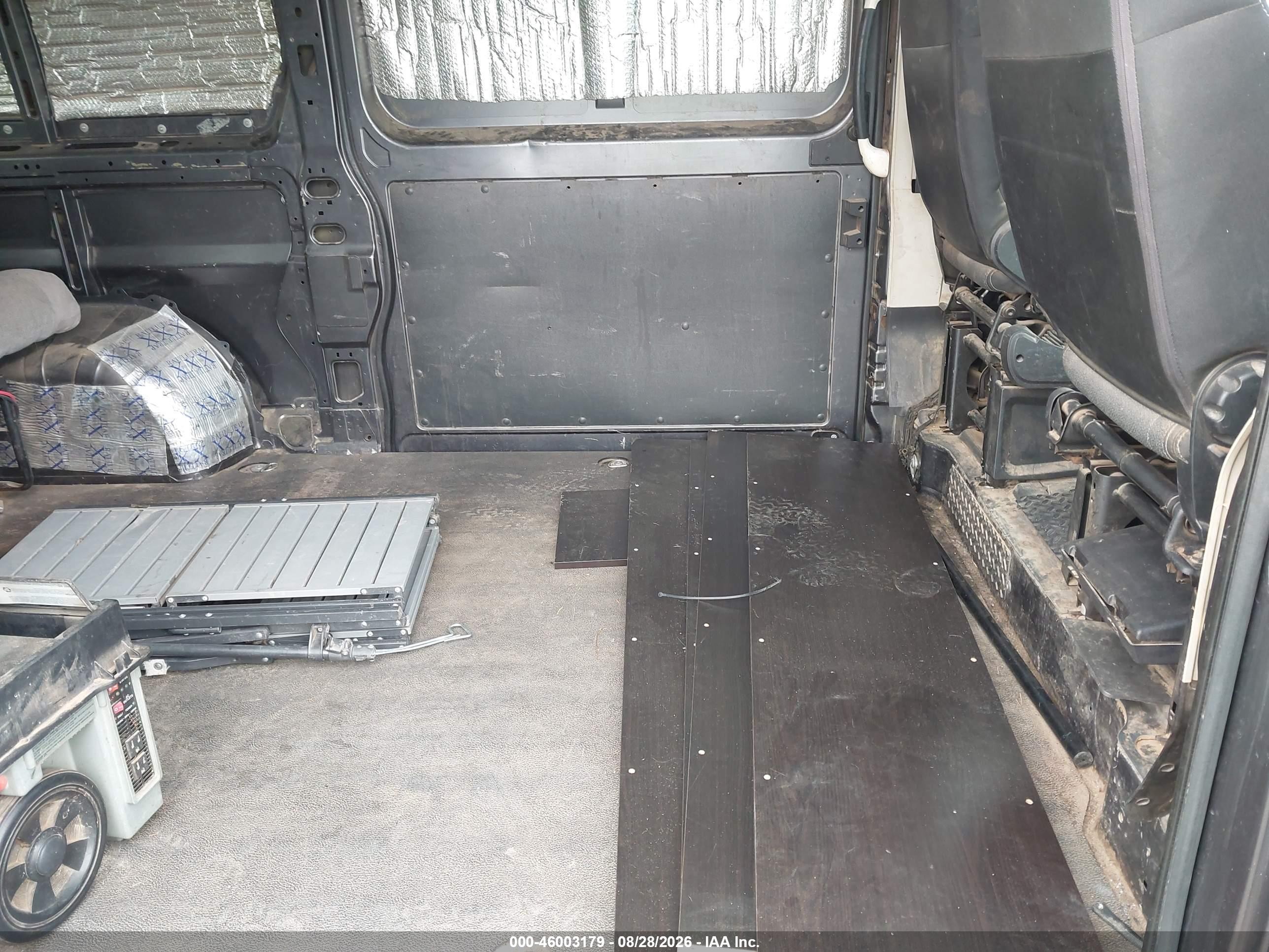 2015 Ram Promaster 1500 Low Roof Черный vin: 3C6TRVAD6FE508384