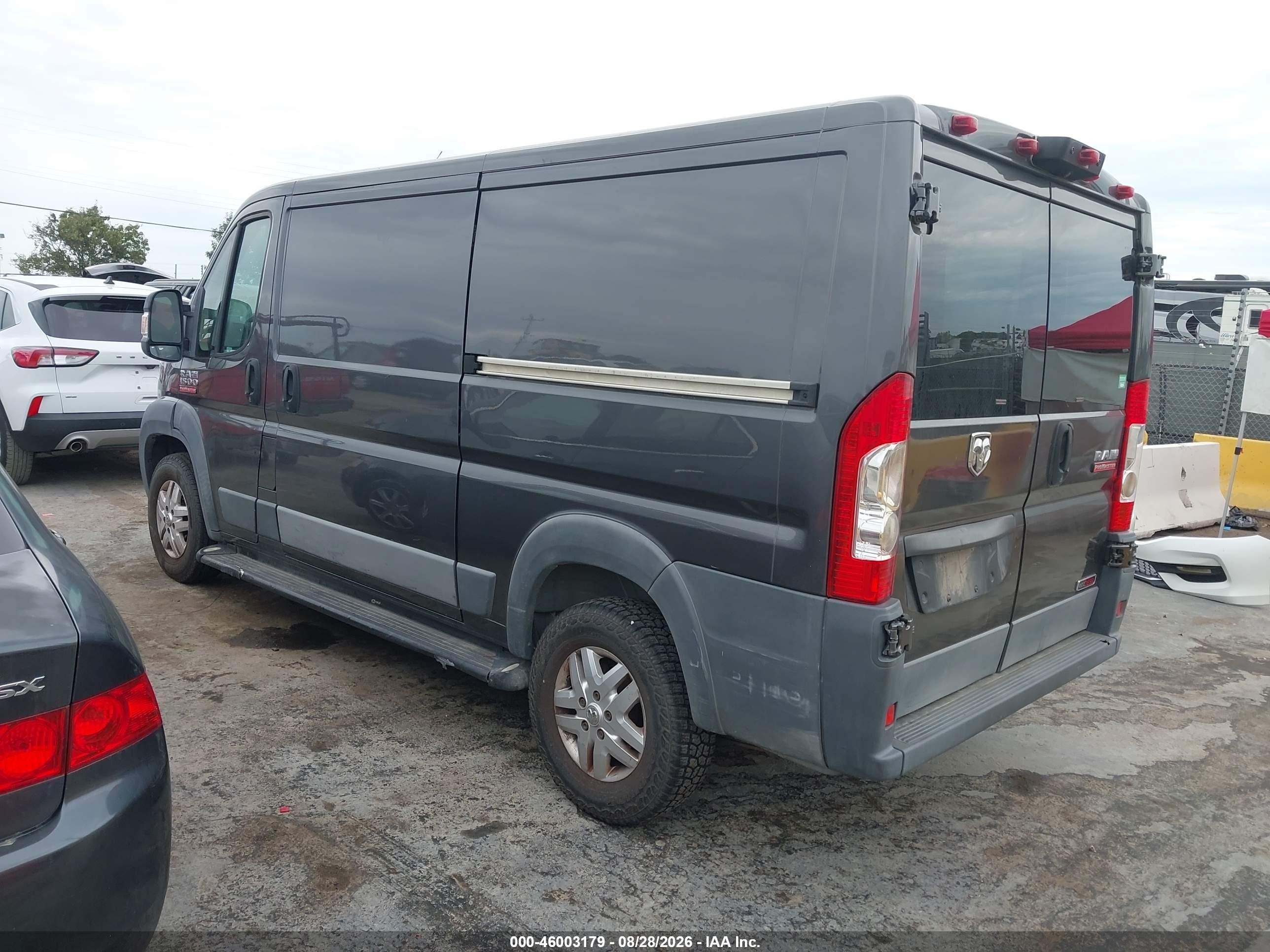 2015 Ram Promaster 1500 Low Roof Черный vin: 3C6TRVAD6FE508384