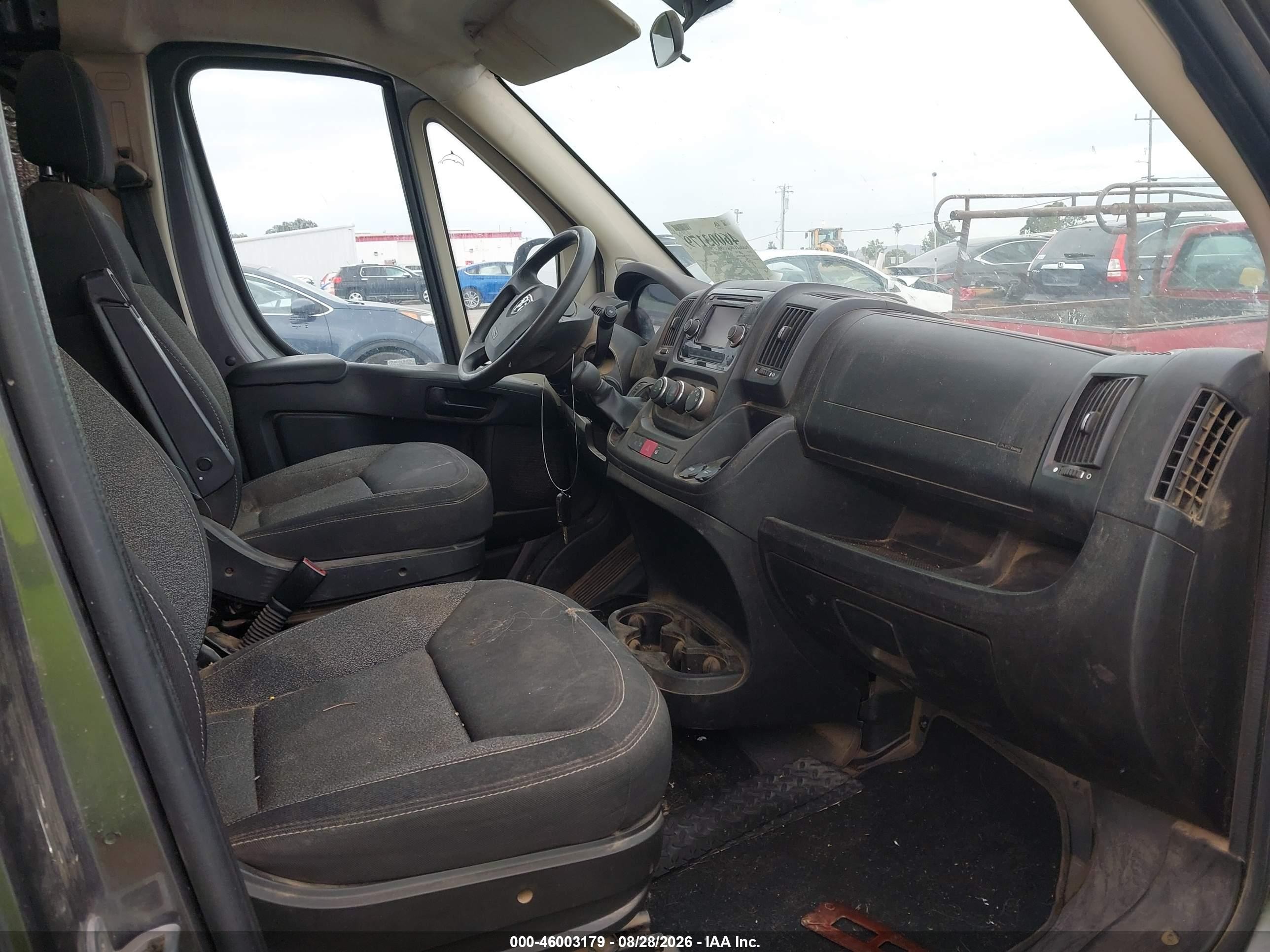 2015 Ram Promaster 1500 Low Roof Черный vin: 3C6TRVAD6FE508384