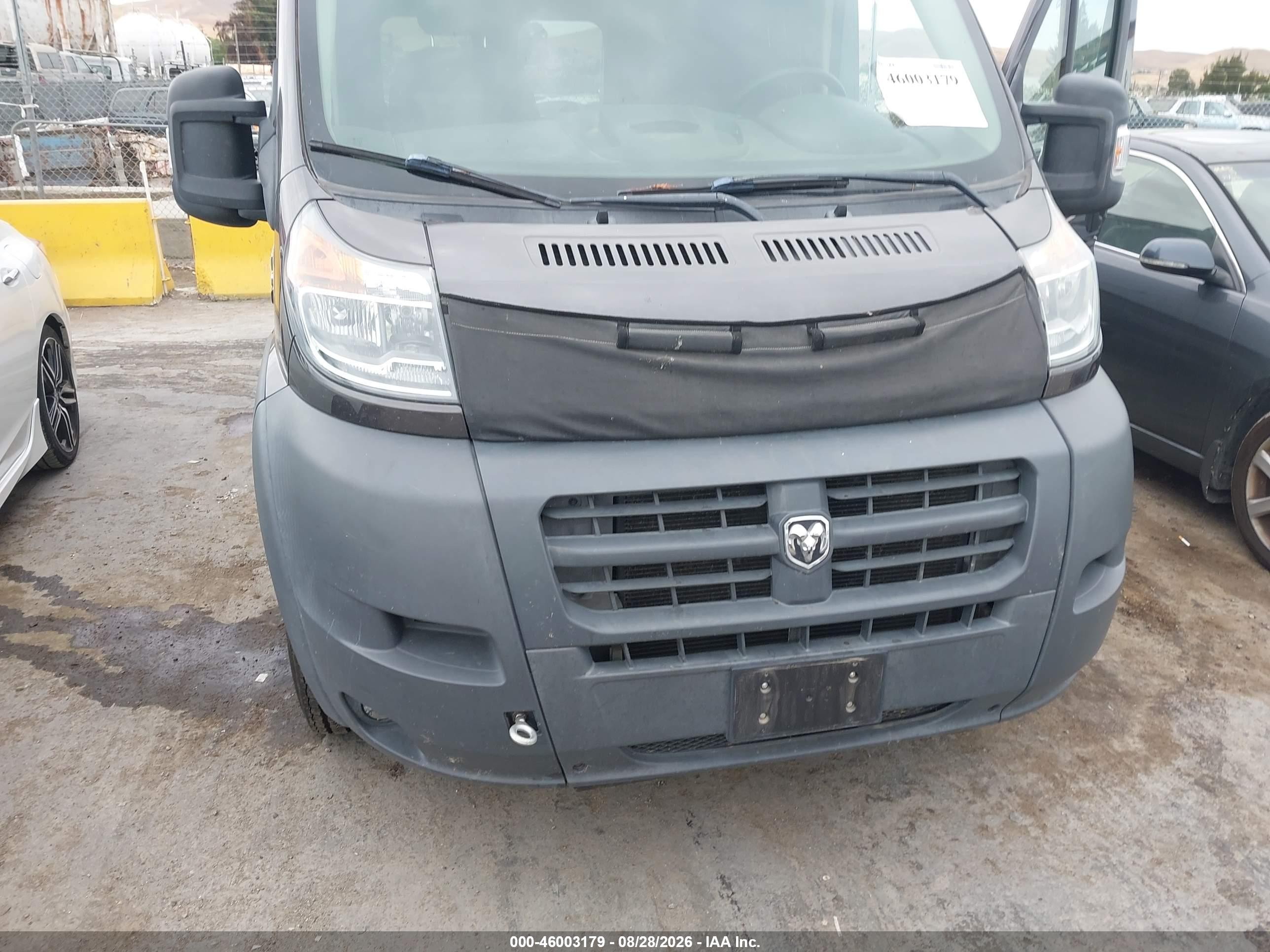 2015 Ram Promaster 1500 Low Roof Черный vin: 3C6TRVAD6FE508384