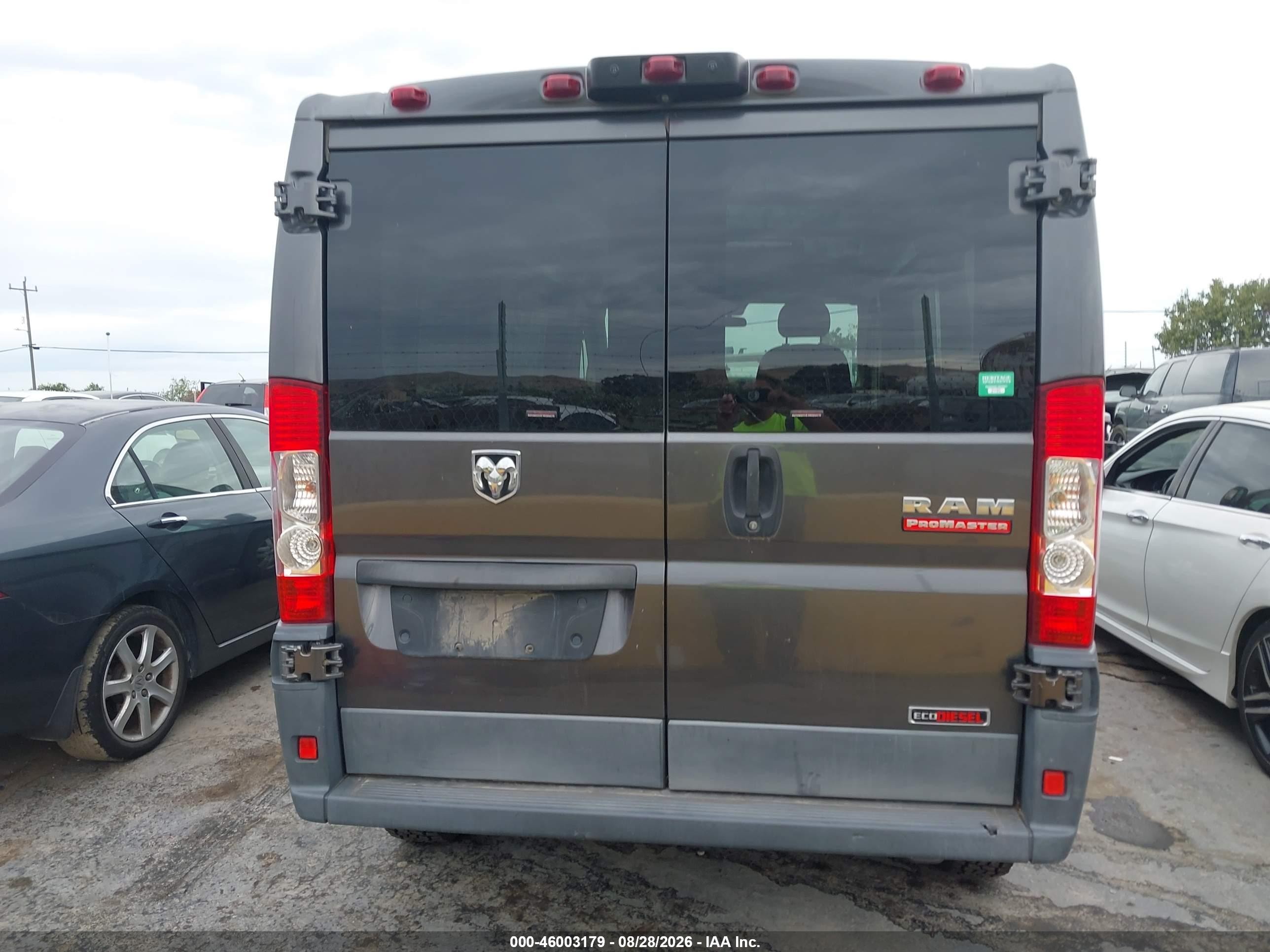 2015 Ram Promaster 1500 Low Roof Черный vin: 3C6TRVAD6FE508384