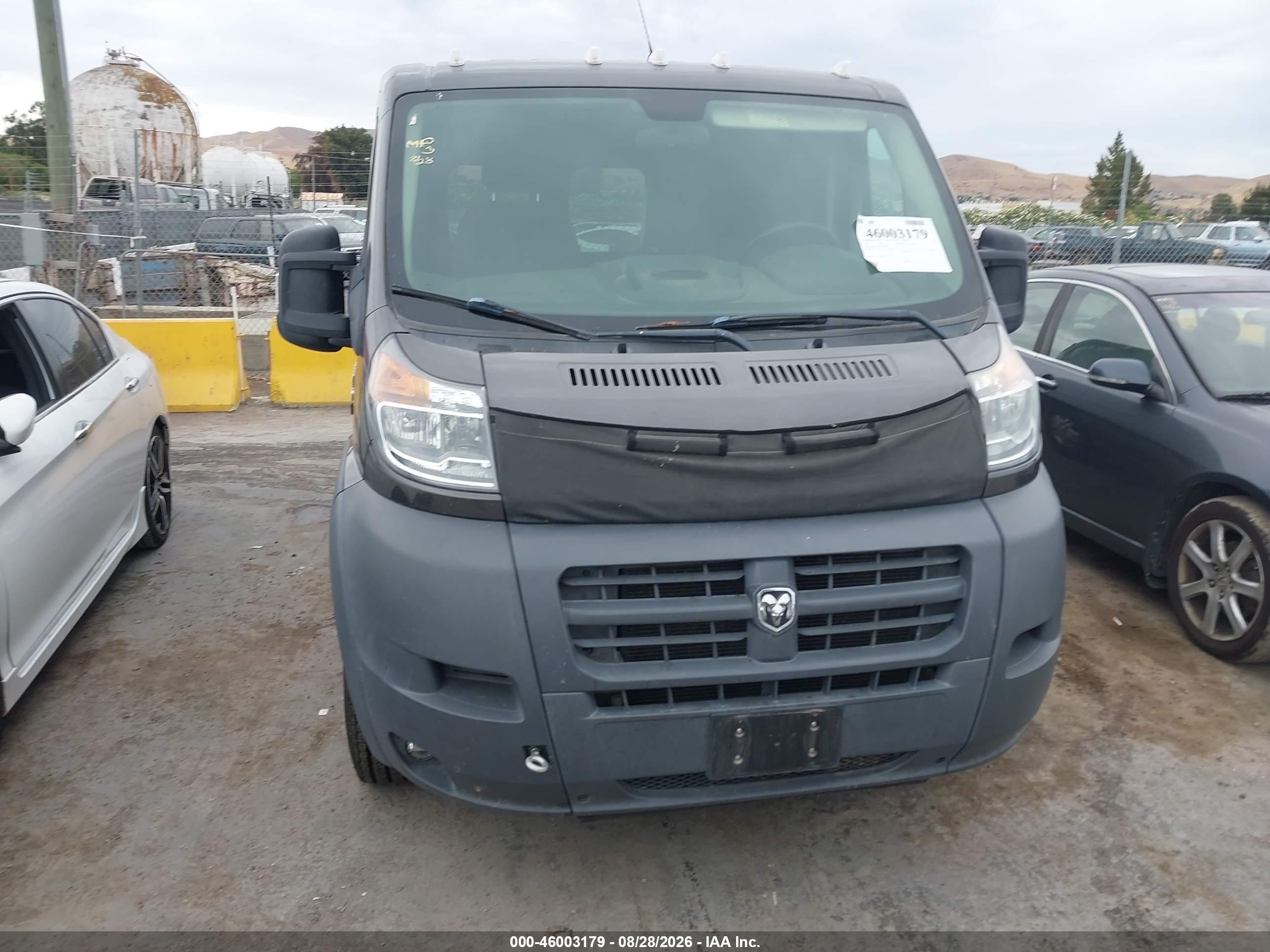 2015 Ram Promaster 1500 Low Roof Черный vin: 3C6TRVAD6FE508384