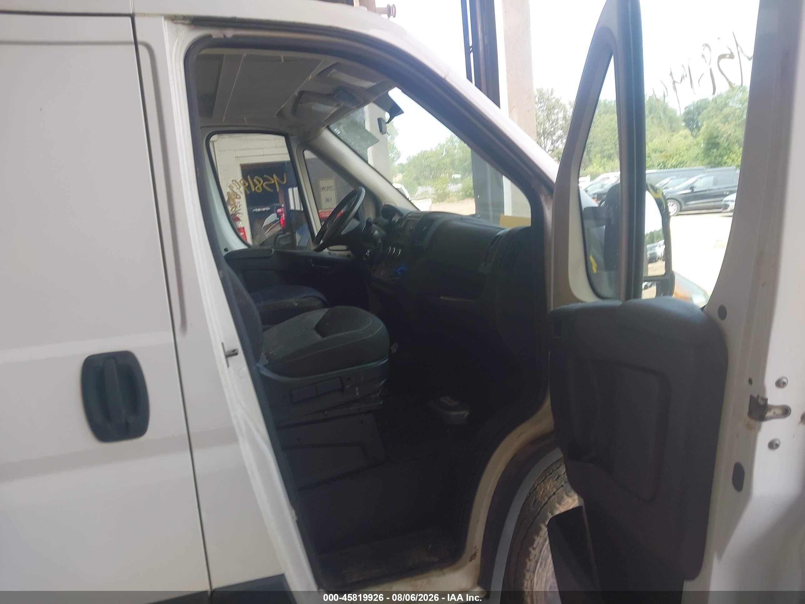 2014 Ram Promaster 1500 Low Roof White vin: 3C6TRVAG1EE108242