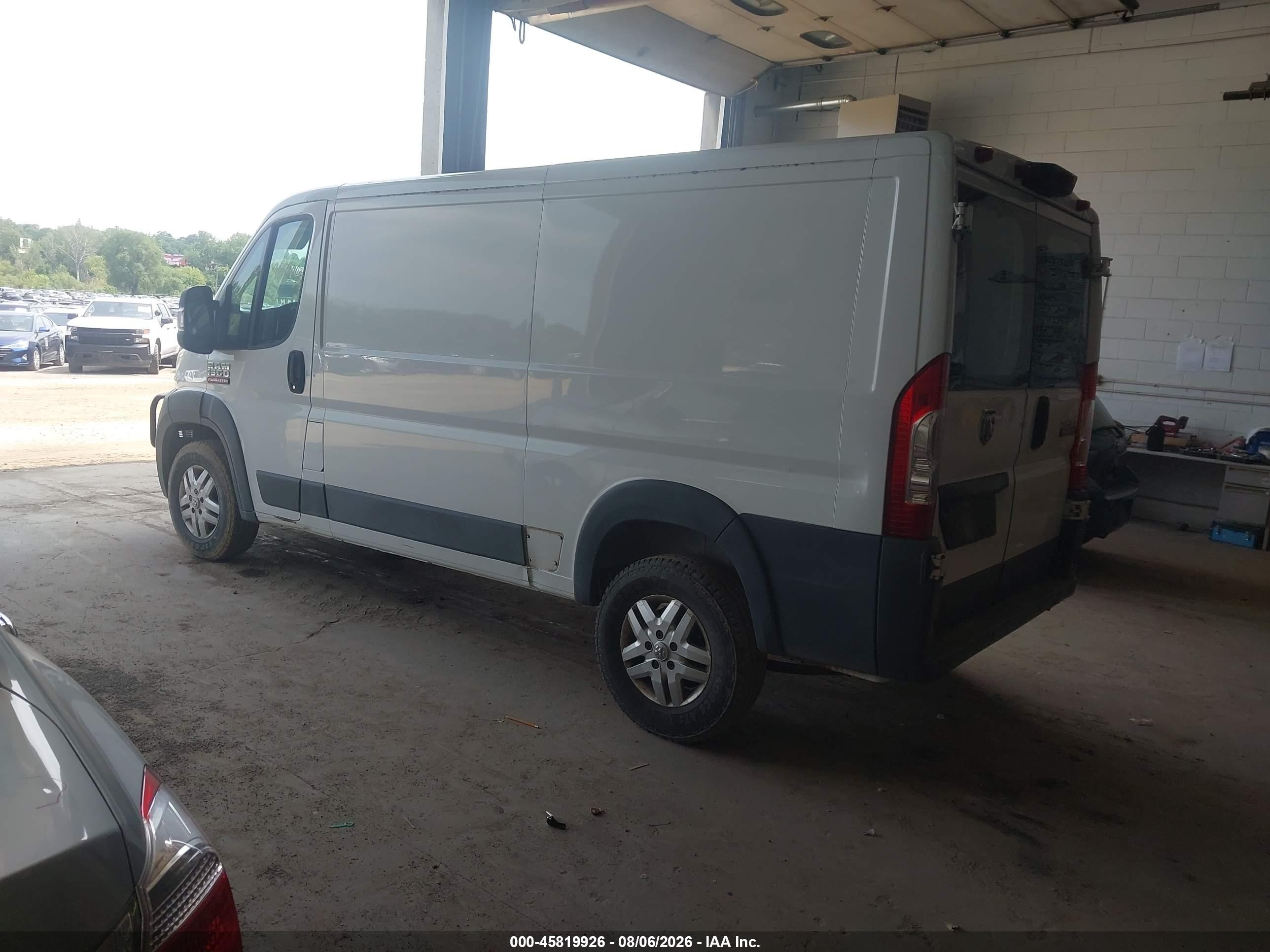 2014 Ram Promaster 1500 Low Roof White vin: 3C6TRVAG1EE108242