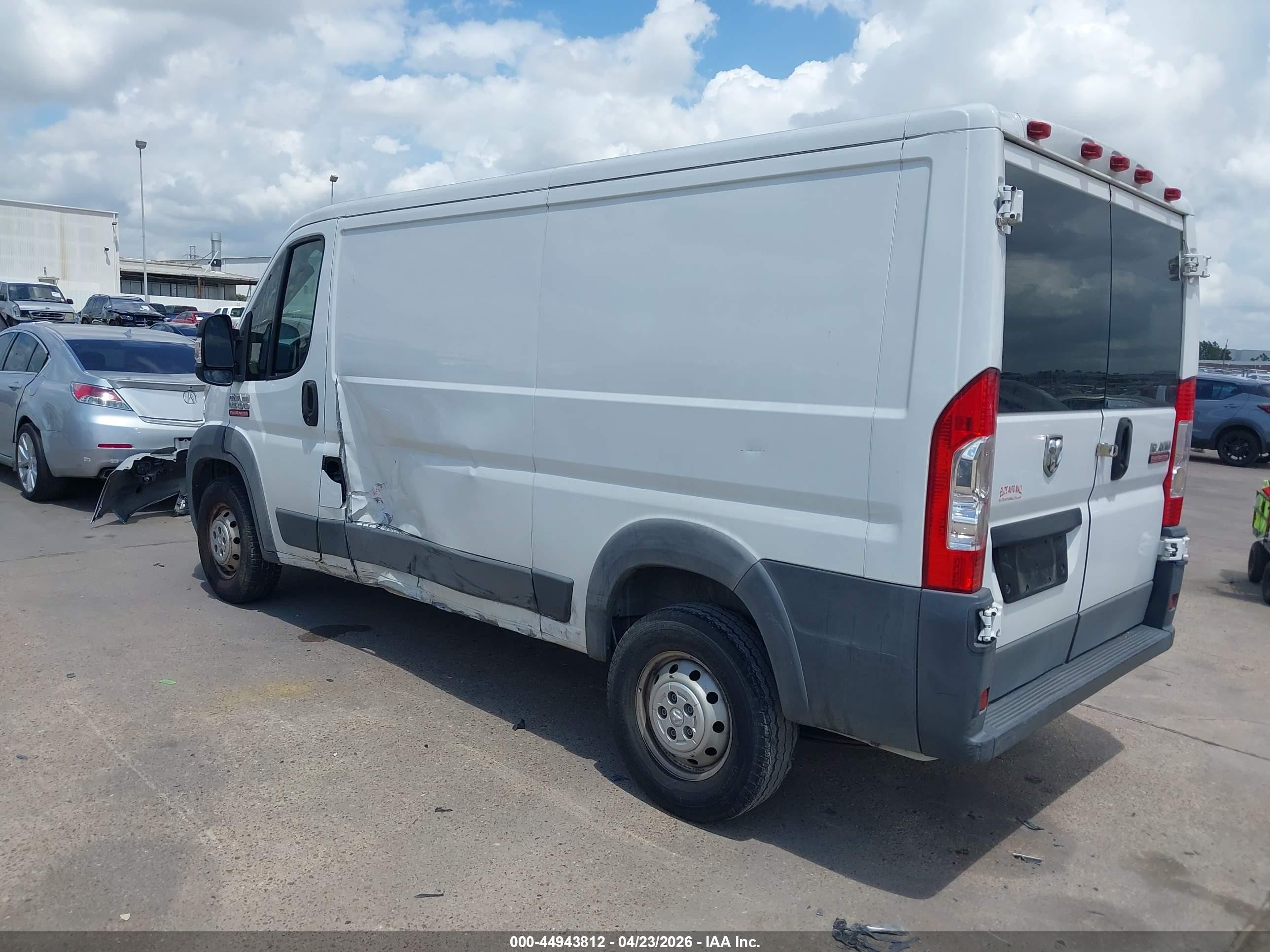 2015 Ram Promaster 1500 Low Roof White vin: 3C6TRVAG1FE507413