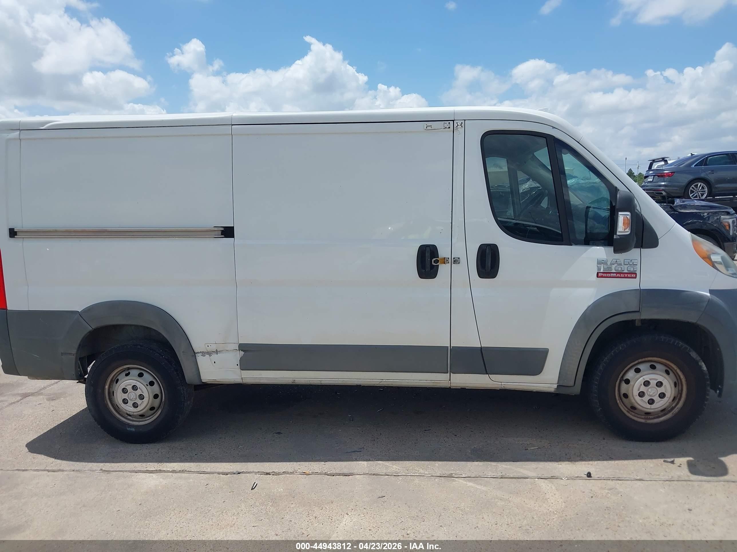 2015 Ram Promaster 1500 Low Roof White vin: 3C6TRVAG1FE507413