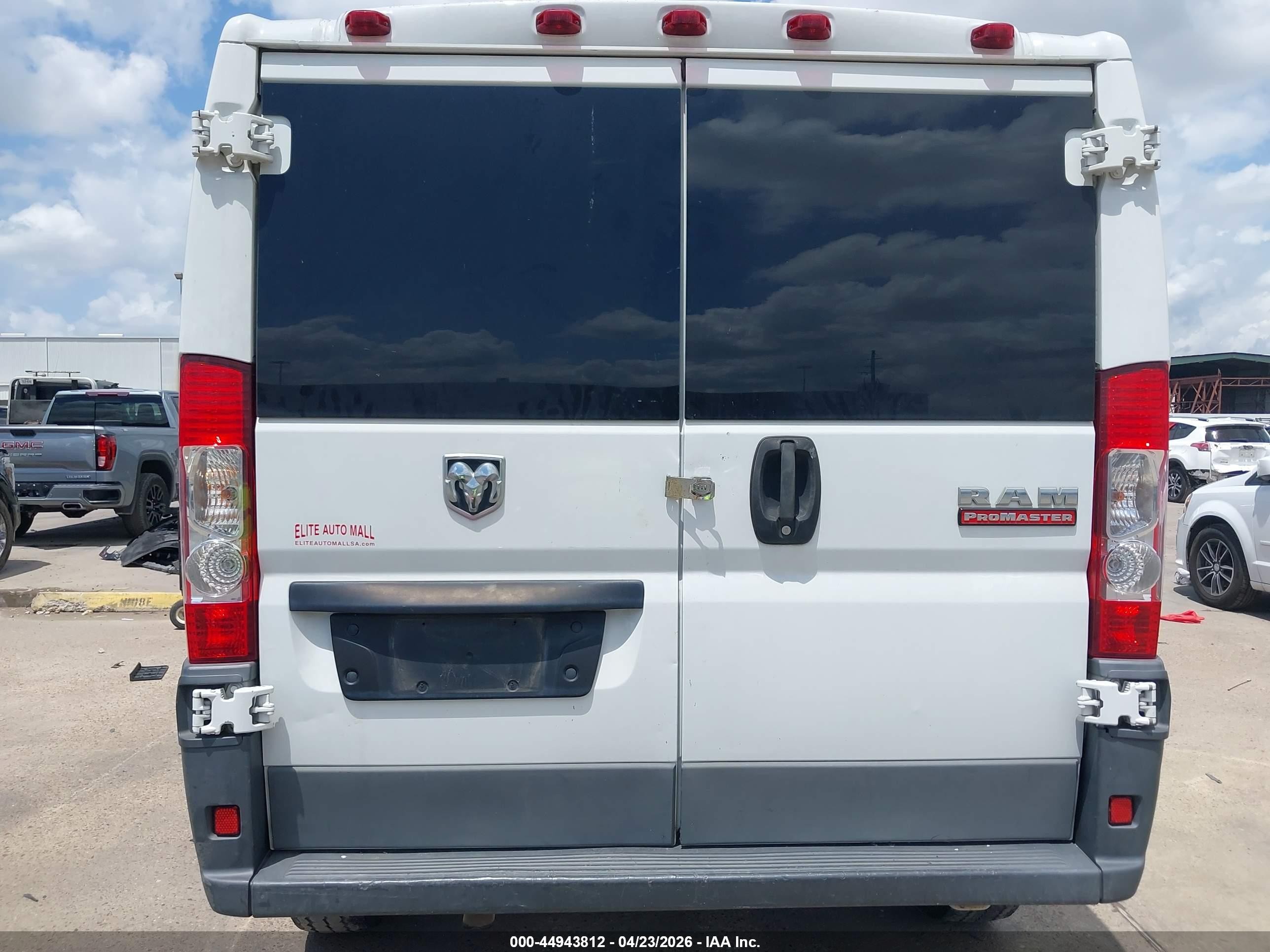 2015 Ram Promaster 1500 Low Roof White vin: 3C6TRVAG1FE507413
