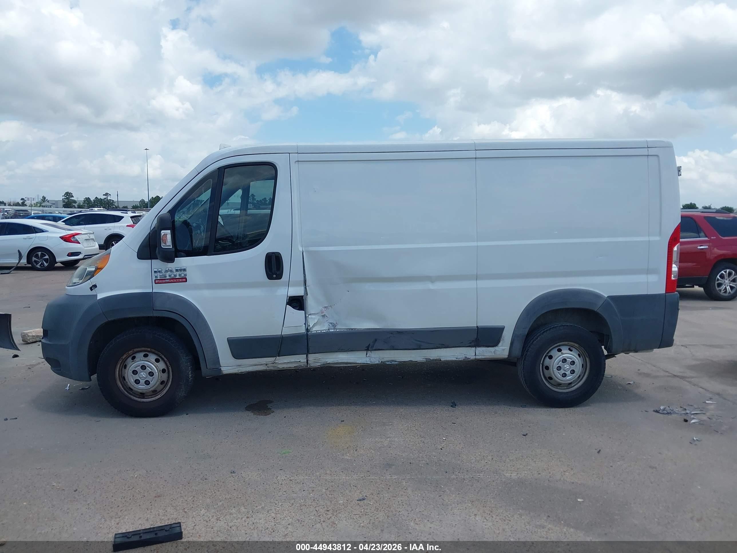 2015 Ram Promaster 1500 Low Roof White vin: 3C6TRVAG1FE507413